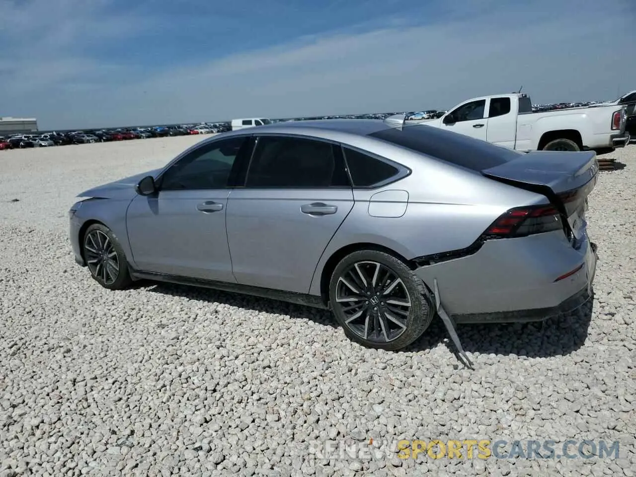 2 fotografías del automóvil dañado 1HGCY2F82PA027771 HONDA ACCORD 2023