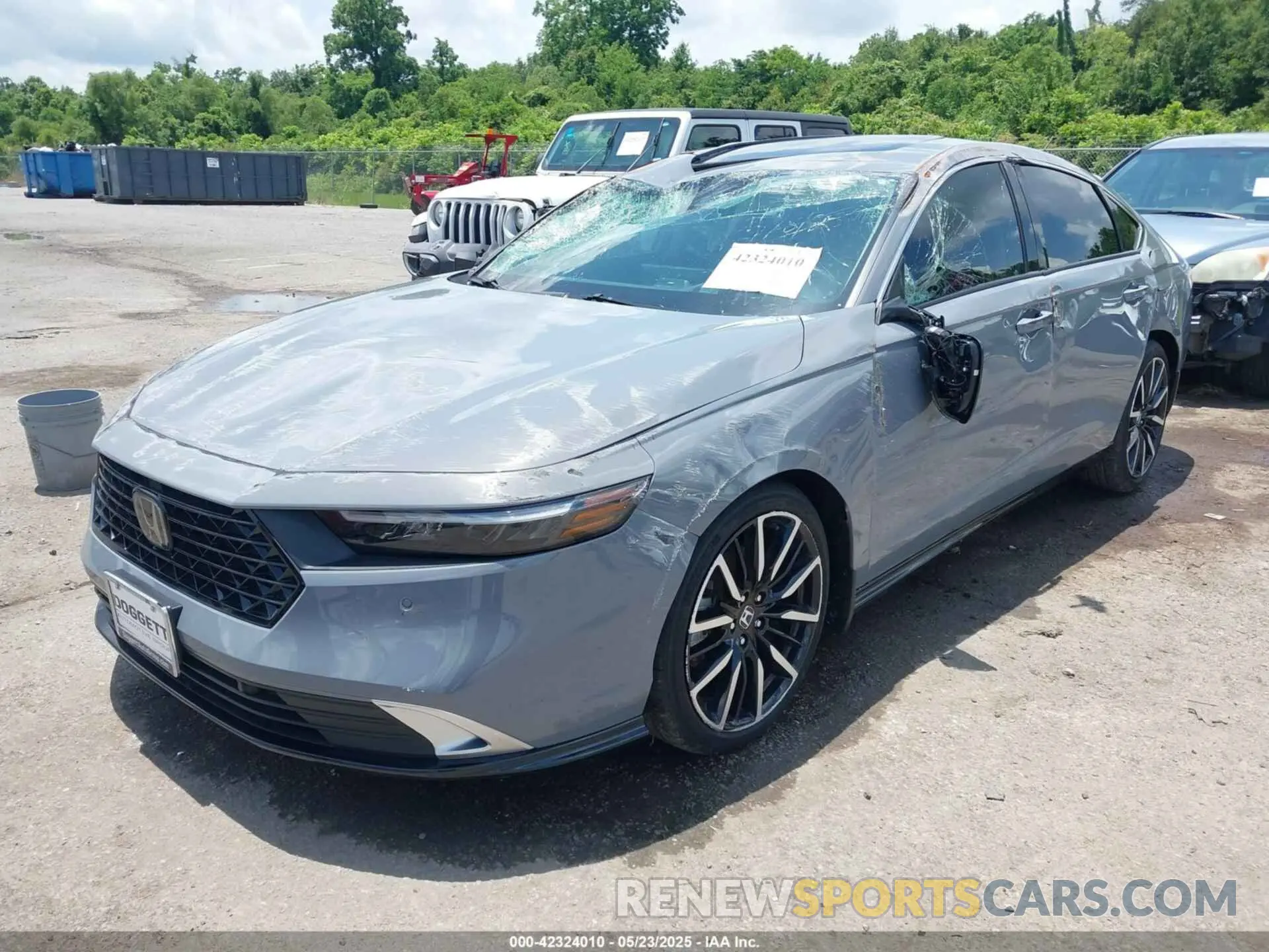 2 fotografías del automóvil dañado 1HGCY2F86PA017857 HONDA ACCORD 2023