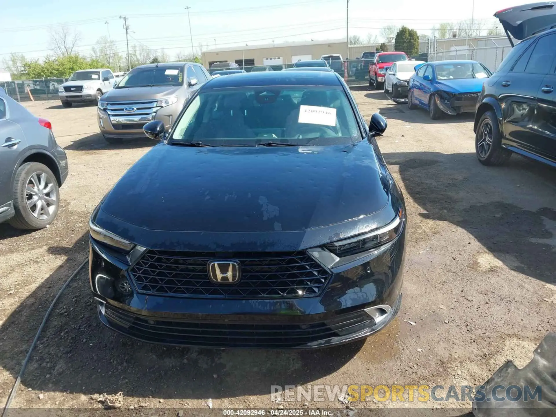 12 fotografías del automóvil dañado 1HGCY2F88PA040055 HONDA ACCORD 2023
