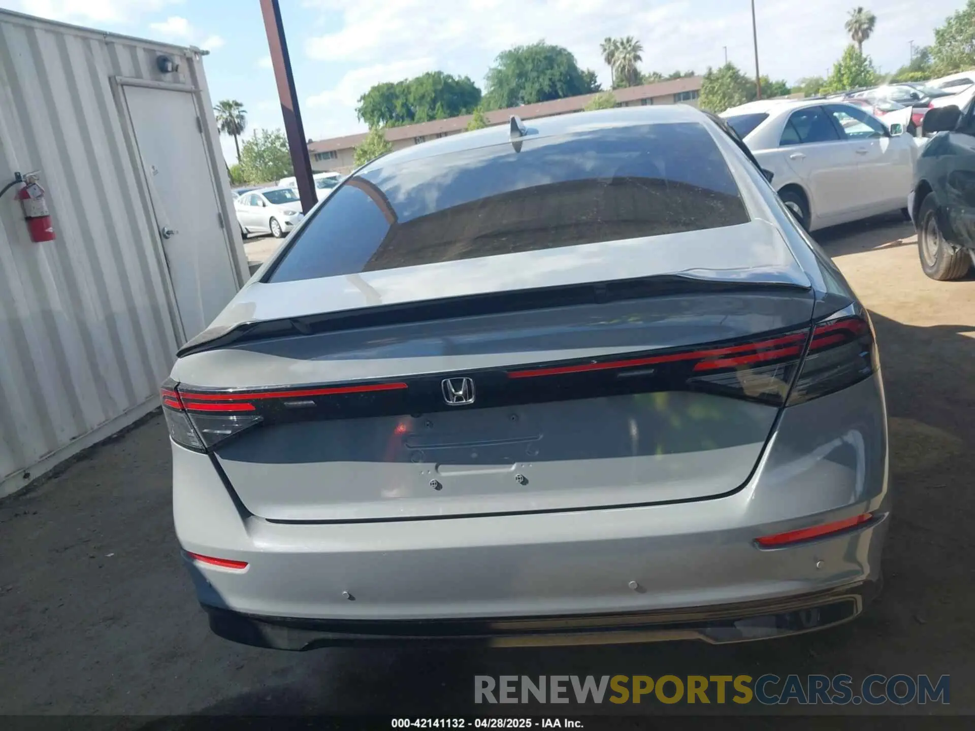 16 fotografías del automóvil dañado 1HGCY2F89PA049718 HONDA ACCORD 2023