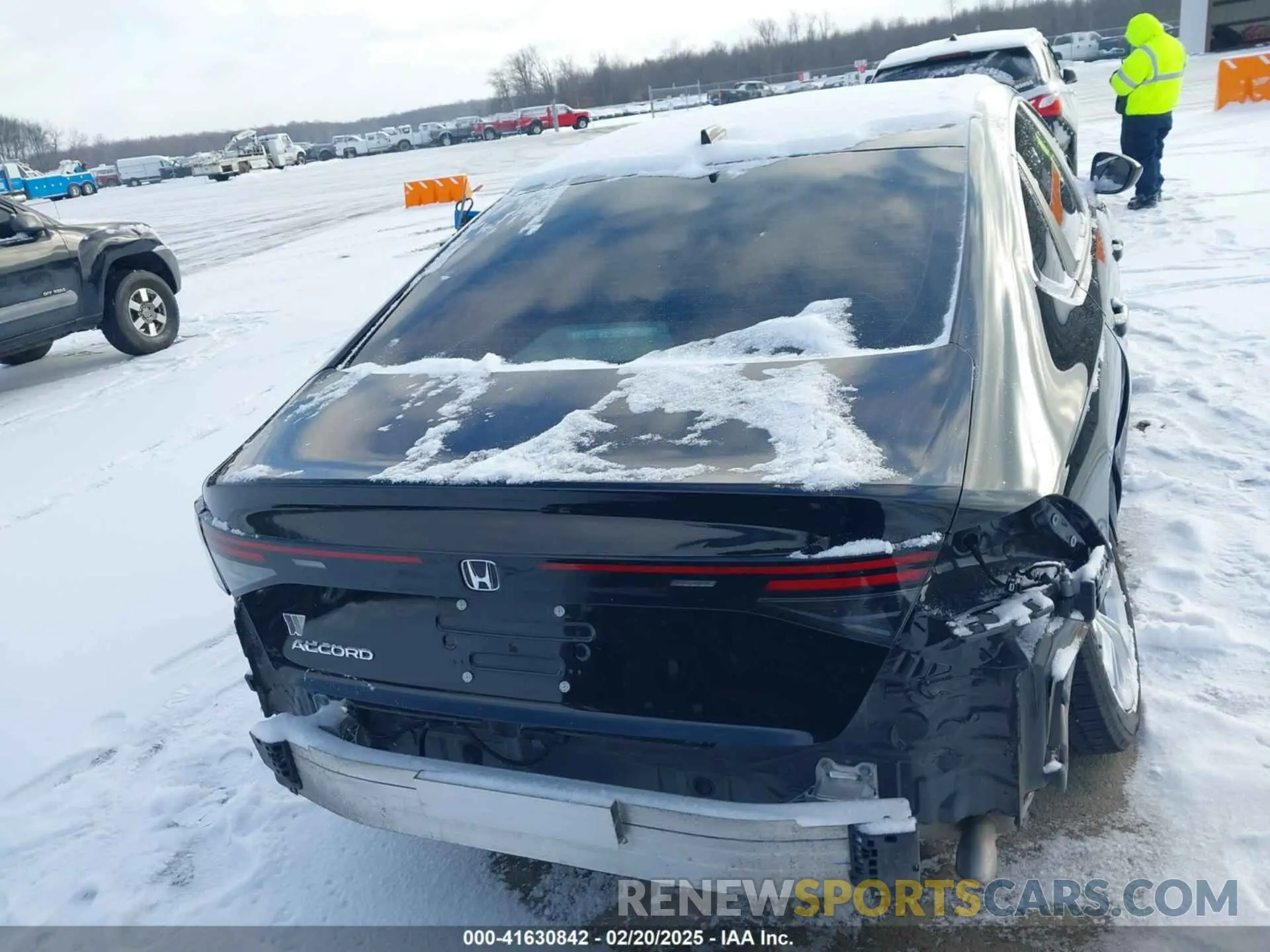 17 fotografías del automóvil dañado 1HGCY1F21RA033442 HONDA ACCORD 2024