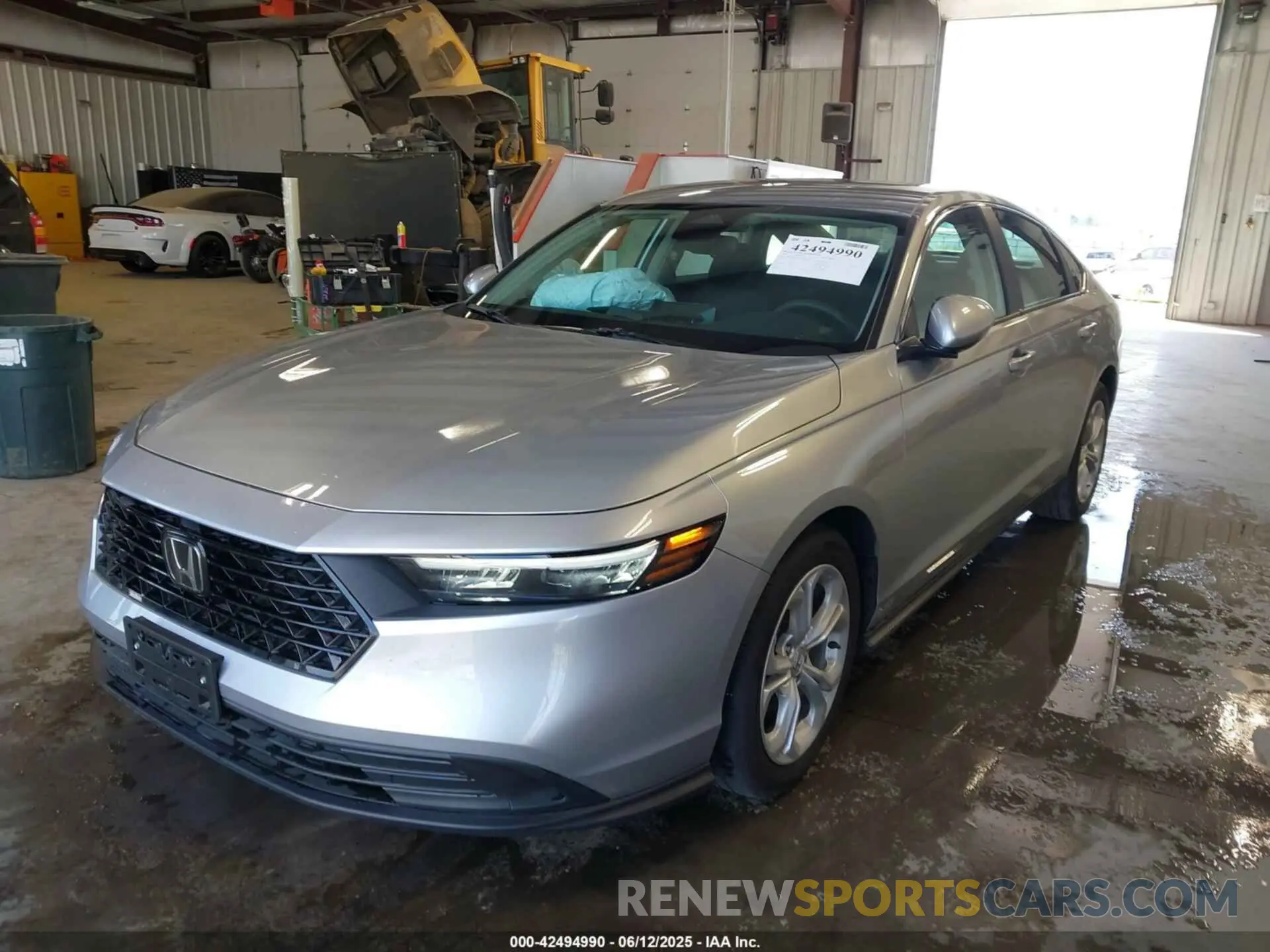 2 fotografías del automóvil dañado 1HGCY1F25RA076150 HONDA ACCORD 2024