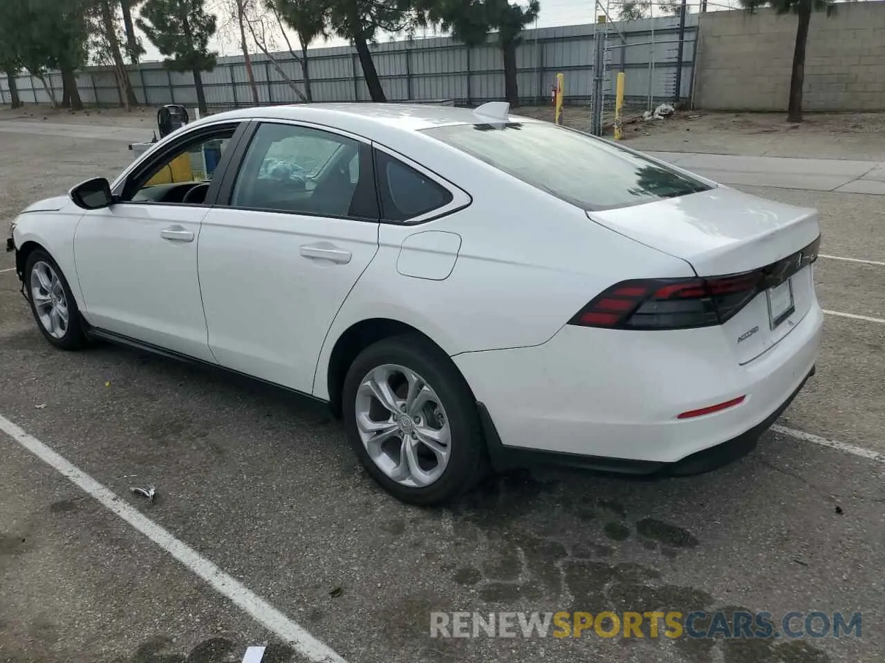 2 fotografías del automóvil dañado 1HGCY1F26RA057137 HONDA ACCORD 2024