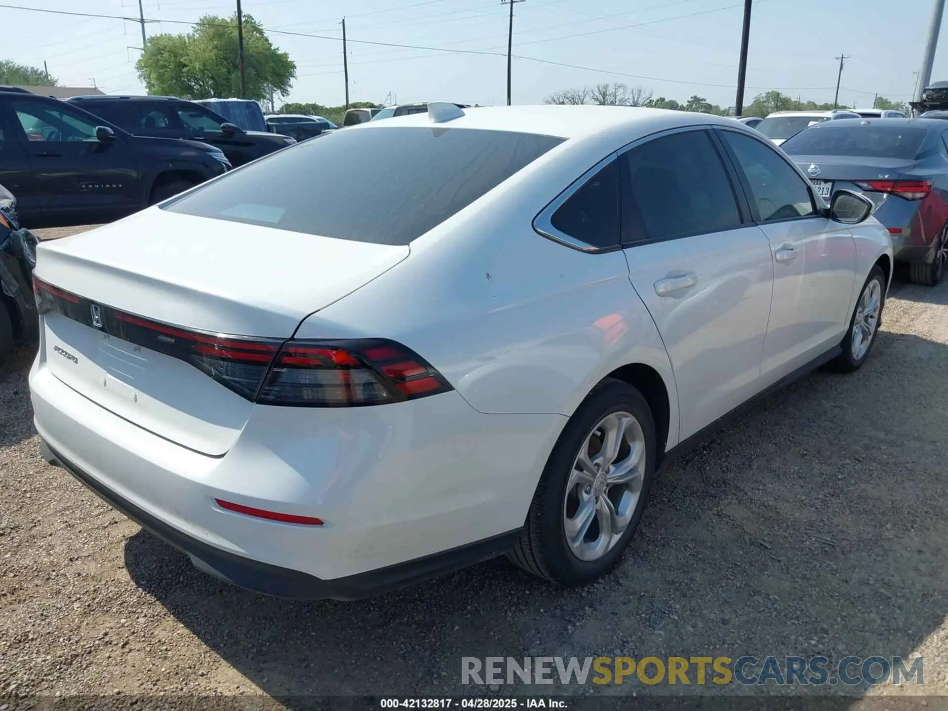 4 fotografías del automóvil dañado 1HGCY1F26RA065237 HONDA ACCORD 2024