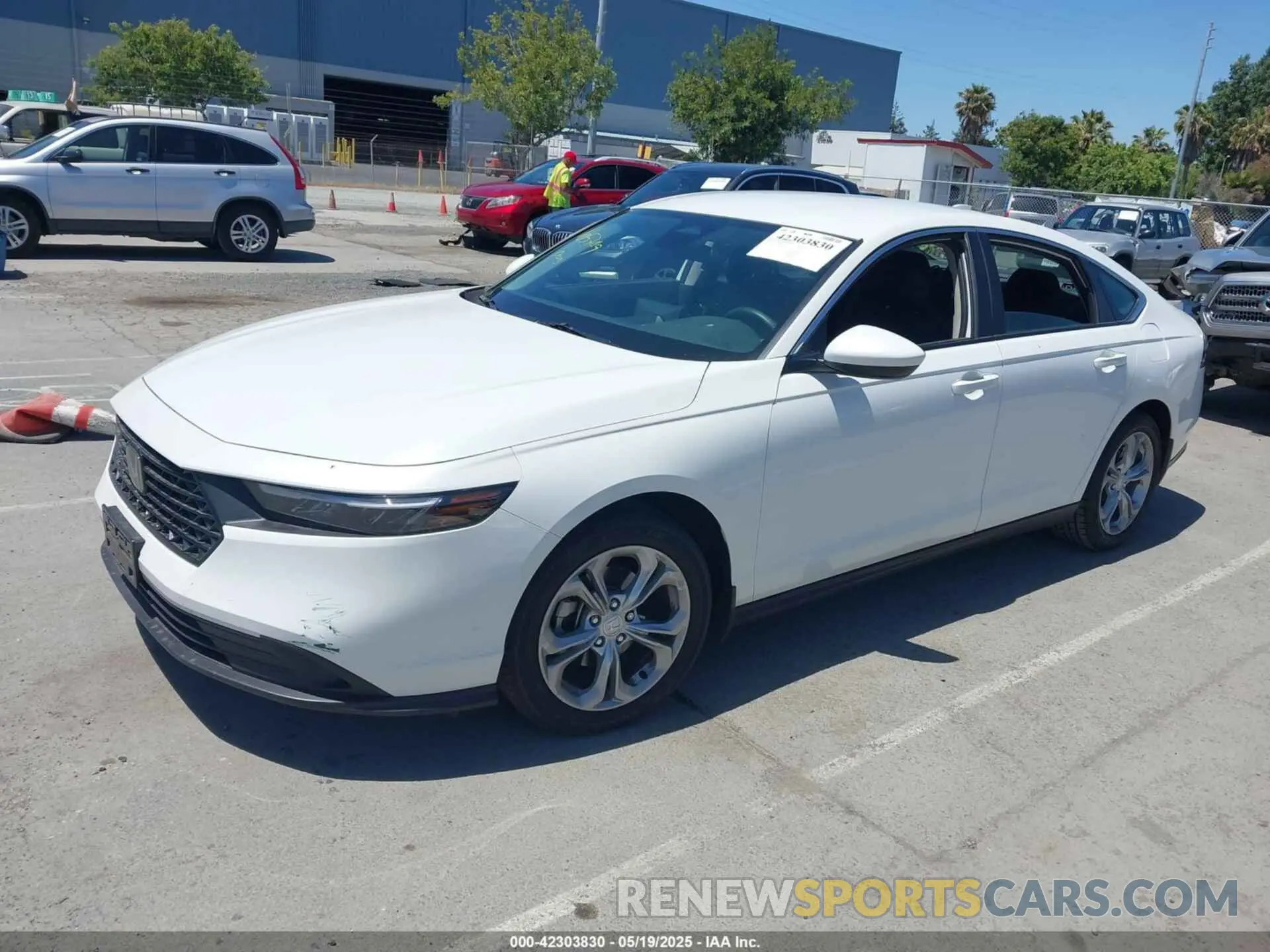 2 fotografías del automóvil dañado 1HGCY1F27RA055106 HONDA ACCORD 2024