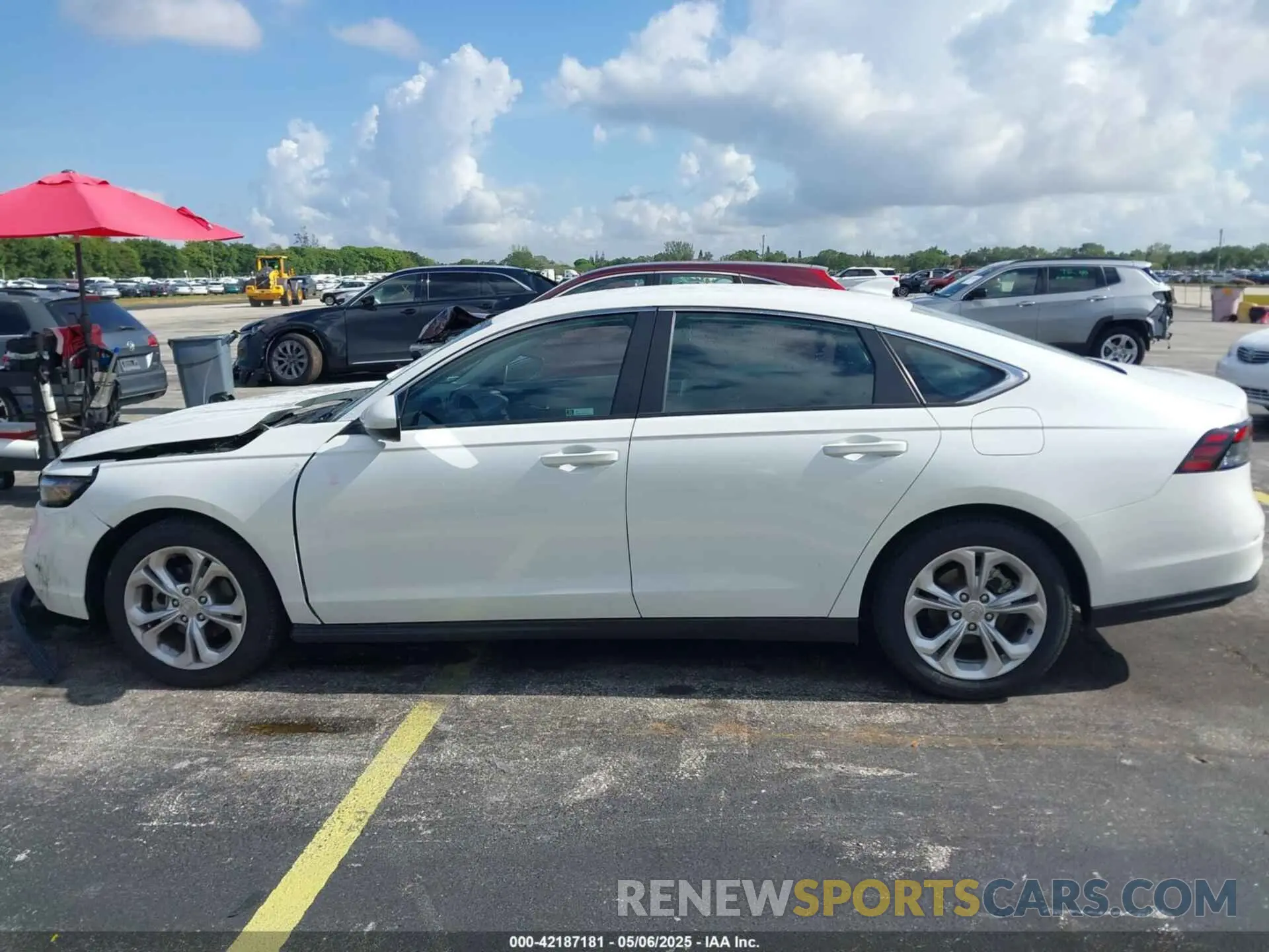 14 fotografías del automóvil dañado 1HGCY1F29RA014461 HONDA ACCORD 2024
