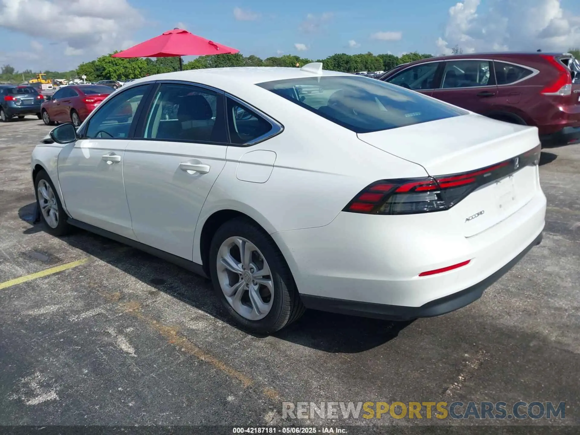 3 fotografías del automóvil dañado 1HGCY1F29RA014461 HONDA ACCORD 2024