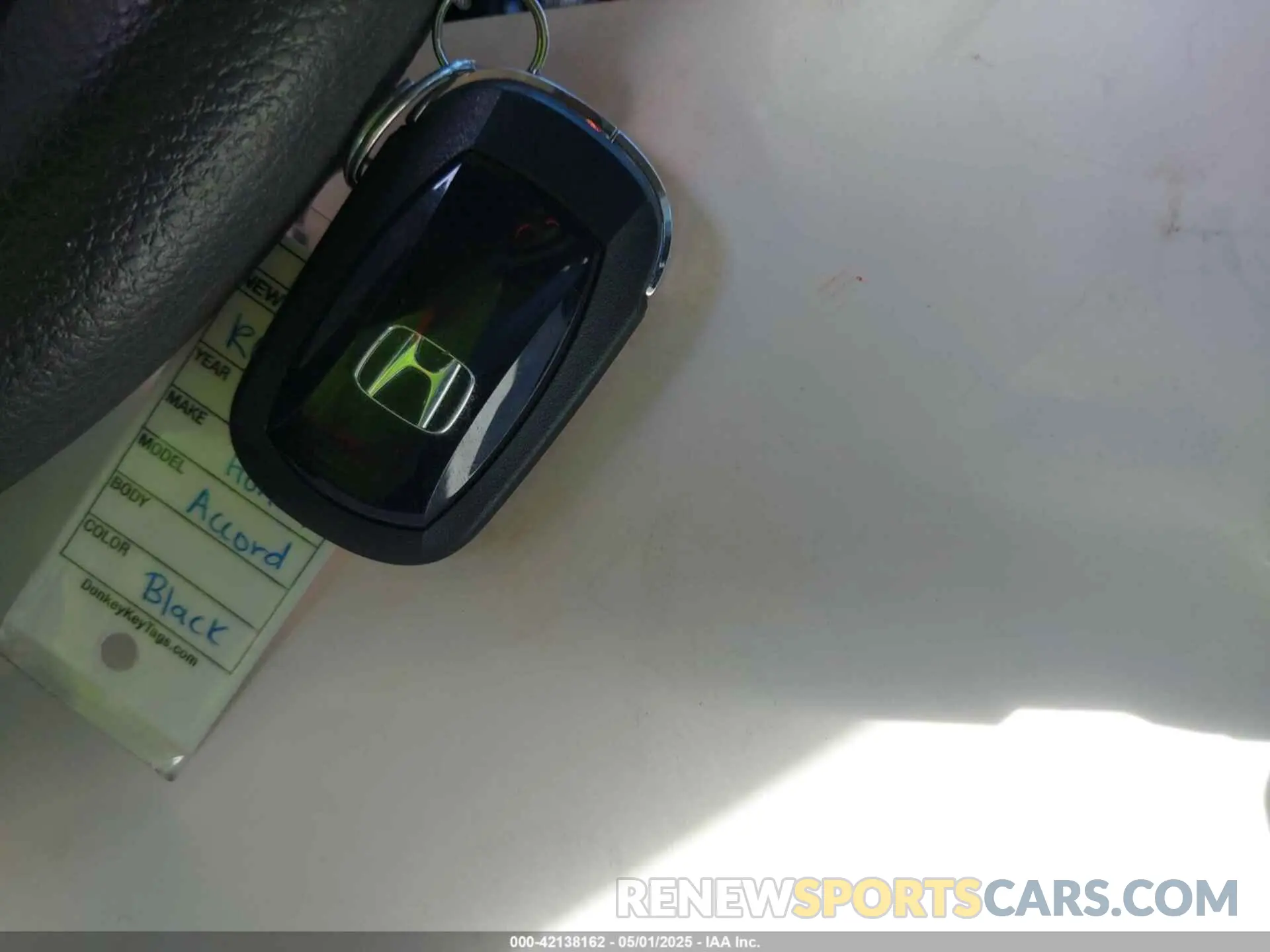 11 fotografías del automóvil dañado 1HGCY1F29RA024388 HONDA ACCORD 2024