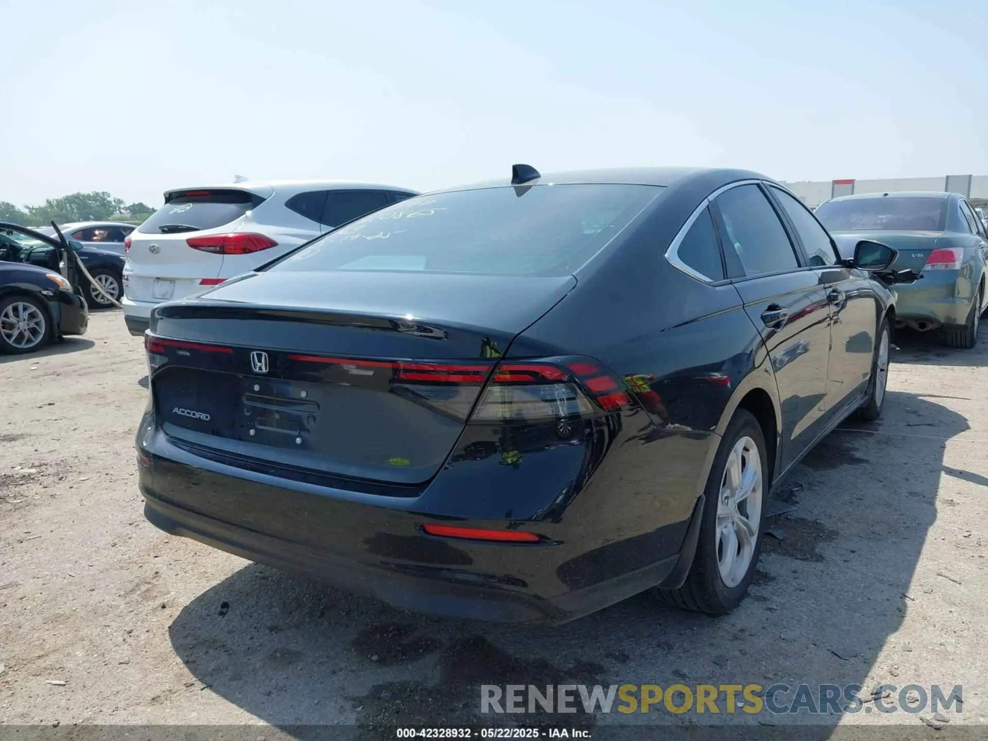 4 fotografías del automóvil dañado 1HGCY1F29RA071453 HONDA ACCORD 2024