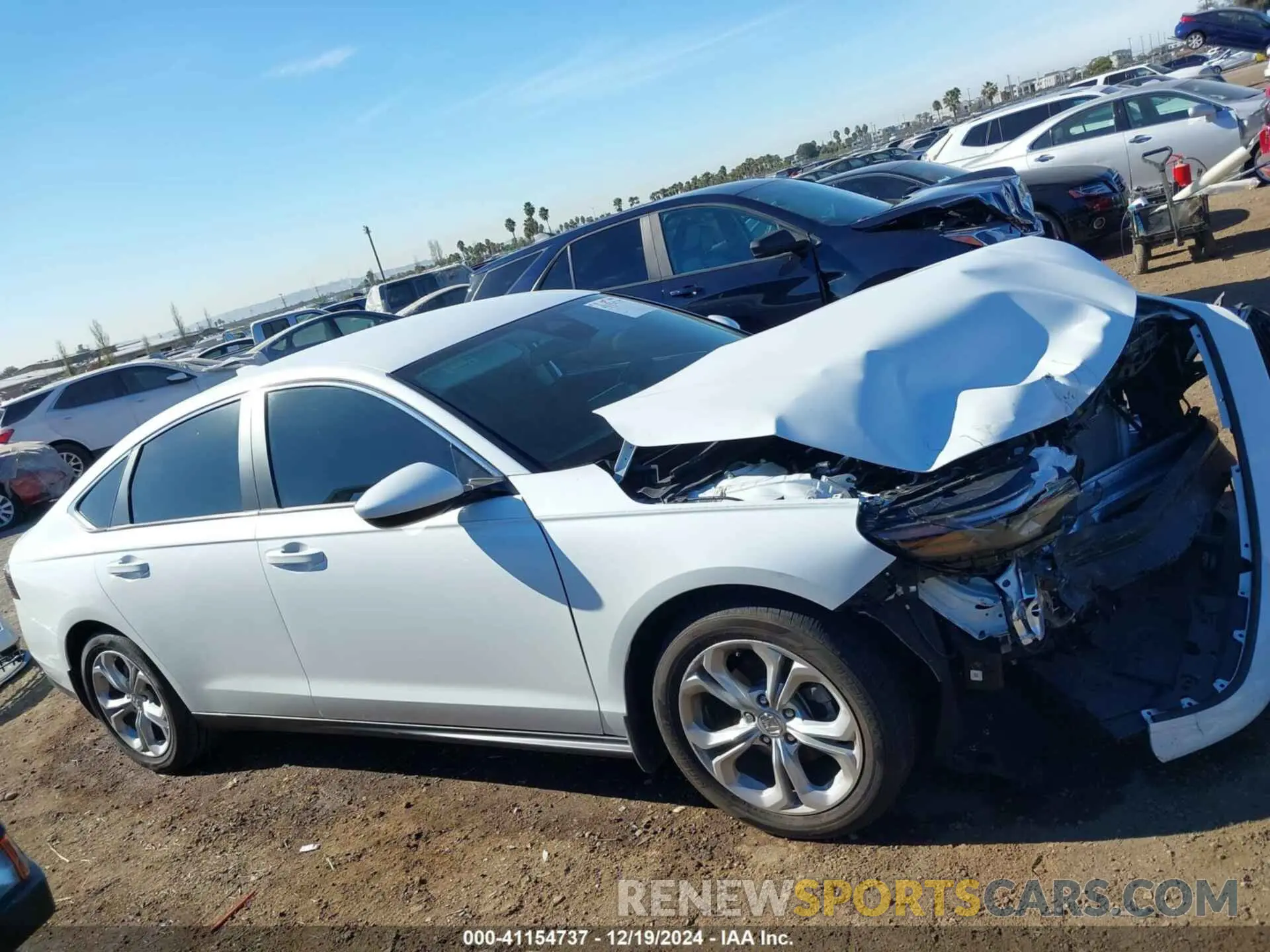 13 fotografías del automóvil dañado 1HGCY1F2XRA021080 HONDA ACCORD 2024