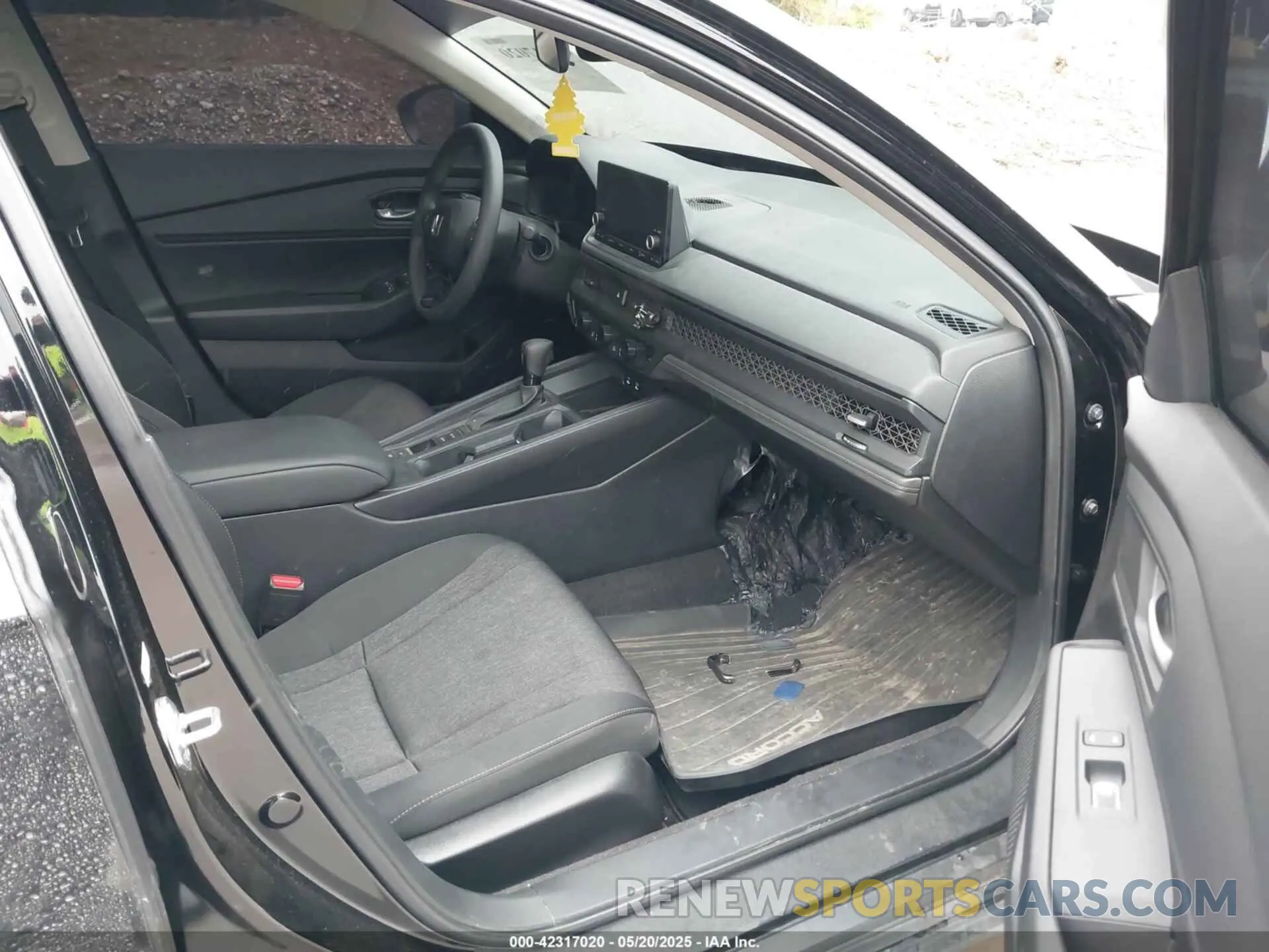 5 fotografías del automóvil dañado 1HGCY1F30RA006550 HONDA ACCORD 2024