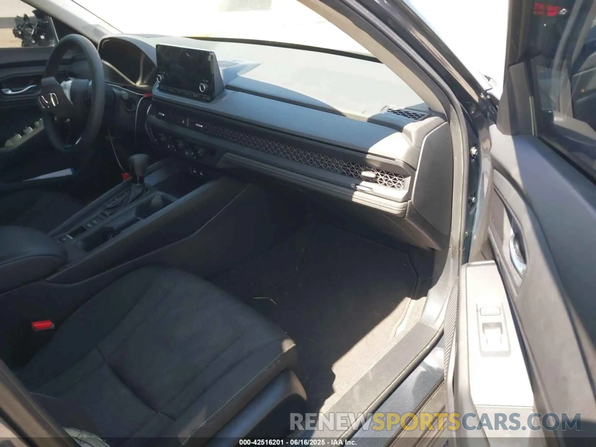 5 fotografías del automóvil dañado 1HGCY1F30RA050421 HONDA ACCORD 2024
