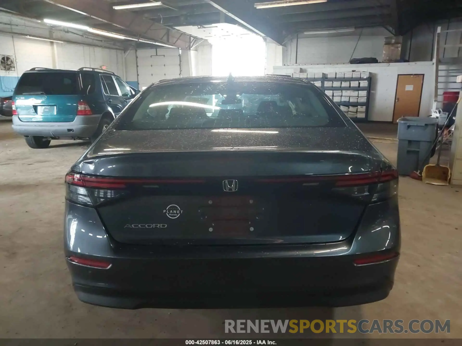 16 fotografías del automóvil dañado 1HGCY1F30RA055490 HONDA ACCORD 2024