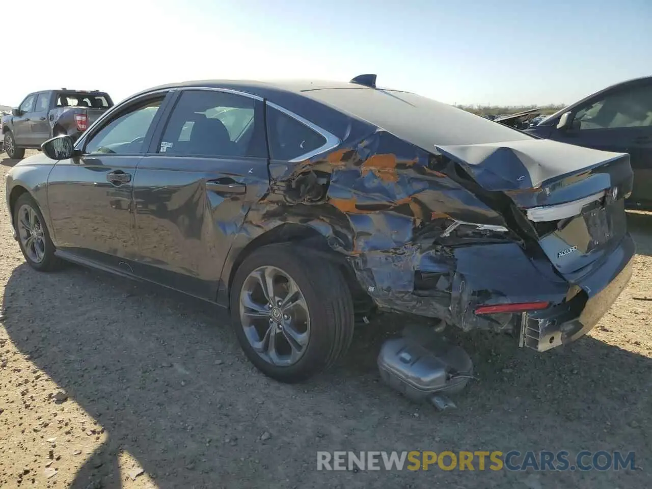 2 fotografías del automóvil dañado 1HGCY1F31RA005679 HONDA ACCORD 2024