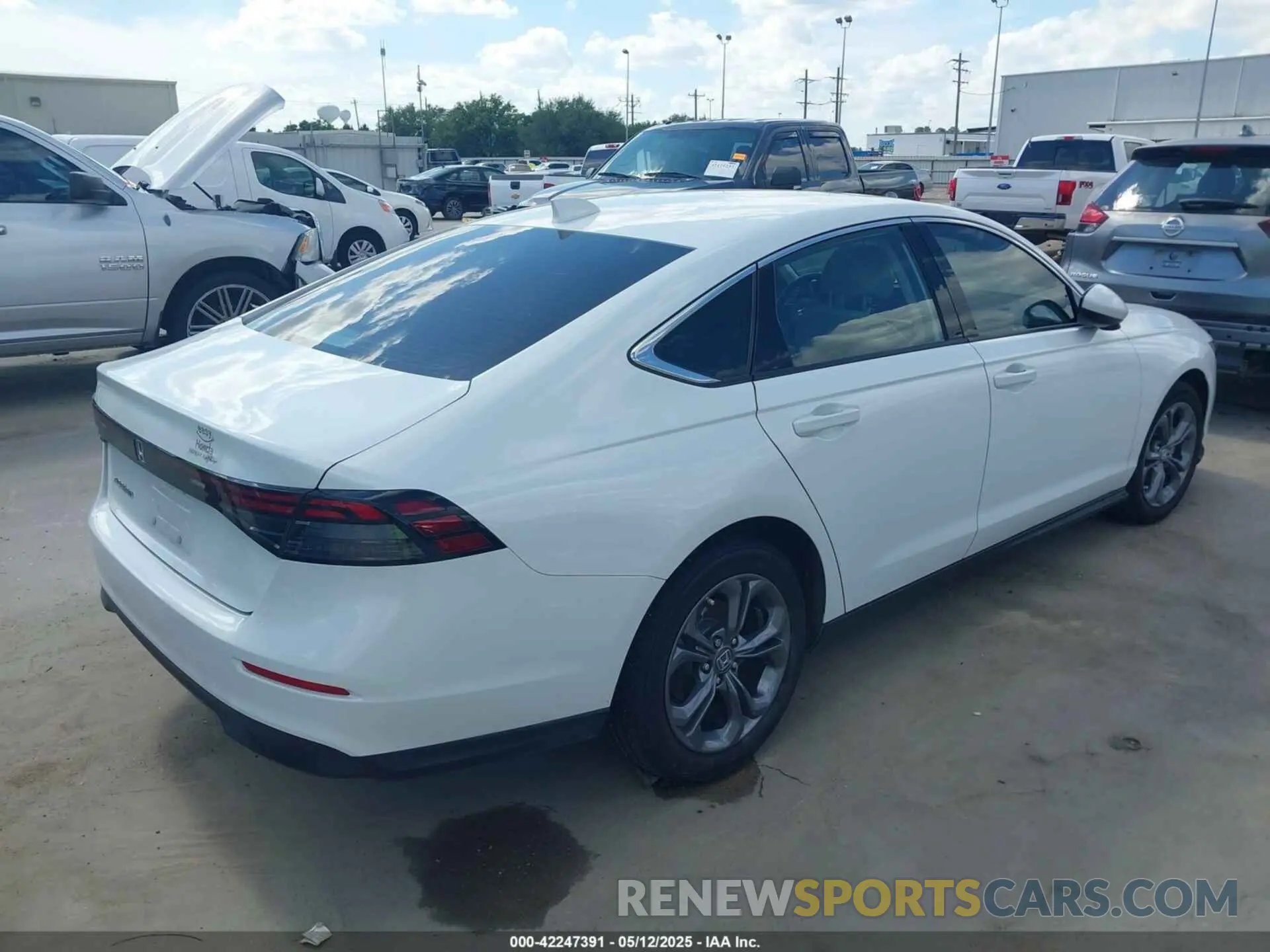 4 fotografías del automóvil dañado 1HGCY1F31RA049603 HONDA ACCORD 2024
