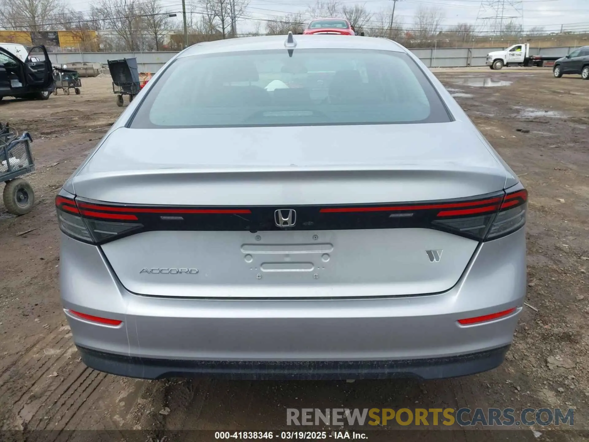 16 fotografías del automóvil dañado 1HGCY1F32RA009594 HONDA ACCORD 2024