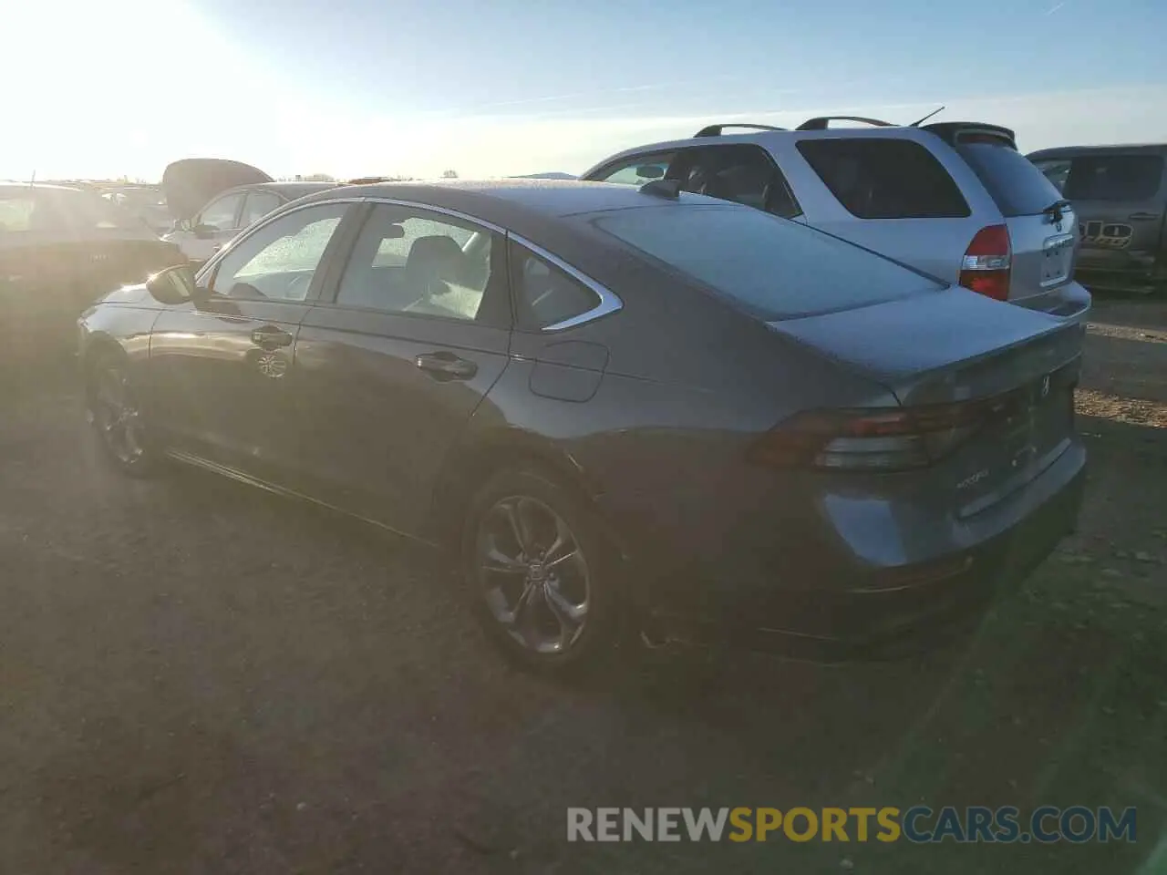 2 fotografías del automóvil dañado 1HGCY1F32RA042496 HONDA ACCORD 2024