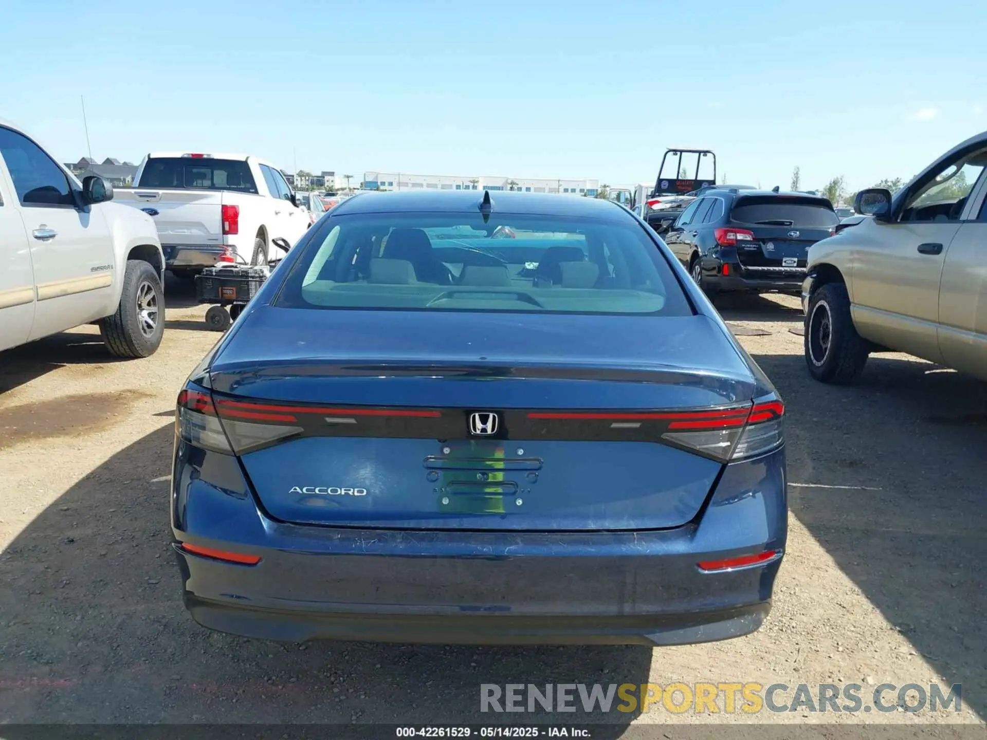 16 fotografías del automóvil dañado 1HGCY1F32RA061081 HONDA ACCORD 2024