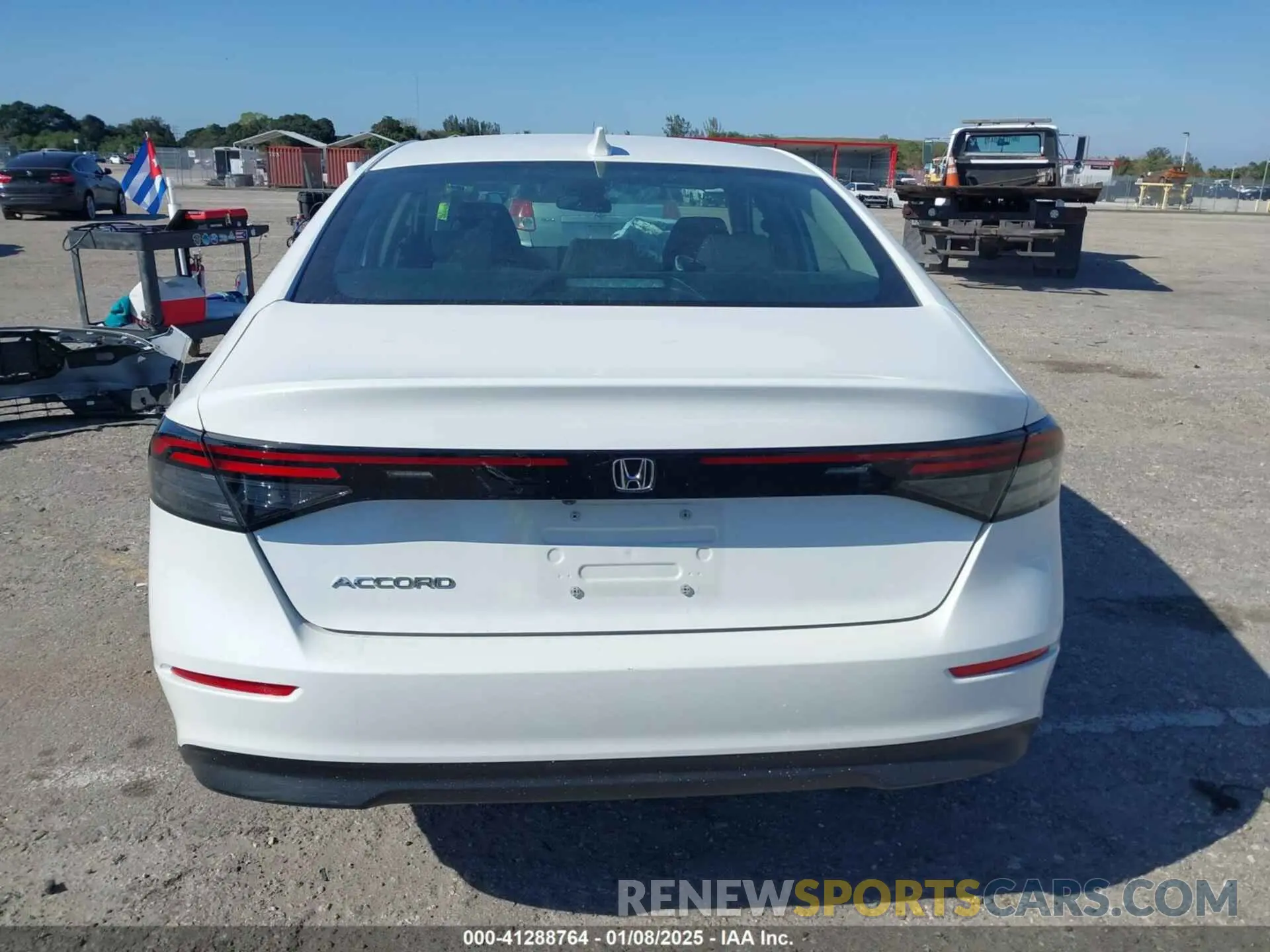17 fotografías del automóvil dañado 1HGCY1F32RA066653 HONDA ACCORD 2024
