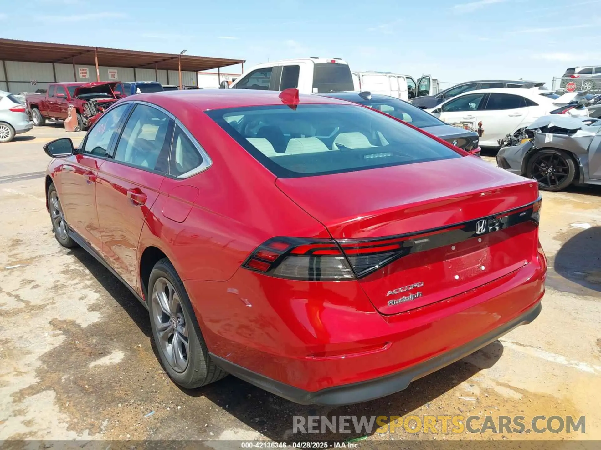 14 fotografías del automóvil dañado 1HGCY1F32RA068127 HONDA ACCORD 2024
