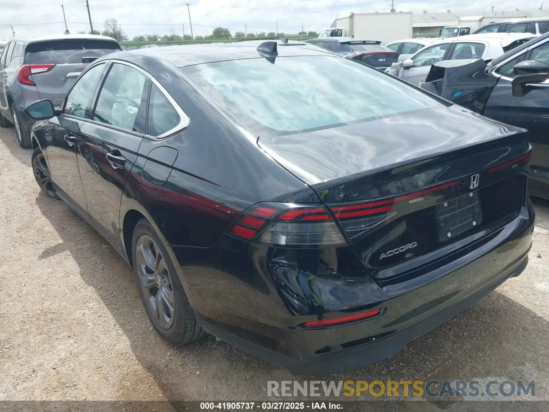 3 fotografías del automóvil dañado 1HGCY1F32RA069696 HONDA ACCORD 2024