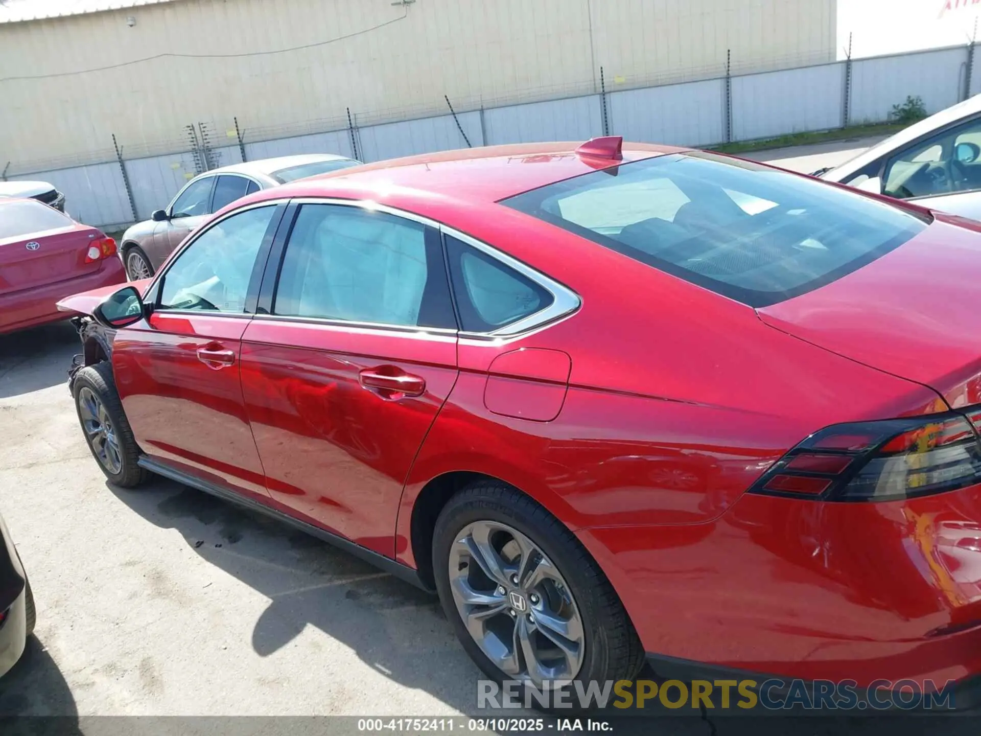 15 fotografías del automóvil dañado 1HGCY1F33RA000189 HONDA ACCORD 2024