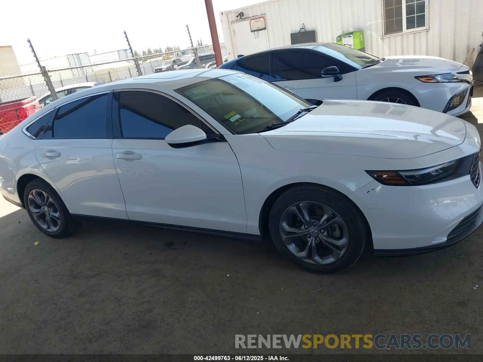 13 fotografías del automóvil dañado 1HGCY1F33RA026422 HONDA ACCORD 2024