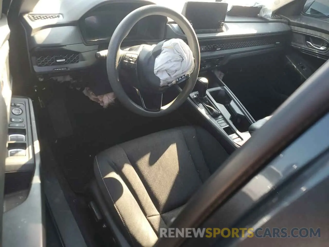 8 fotografías del automóvil dañado 1HGCY1F33RA031233 HONDA ACCORD 2024