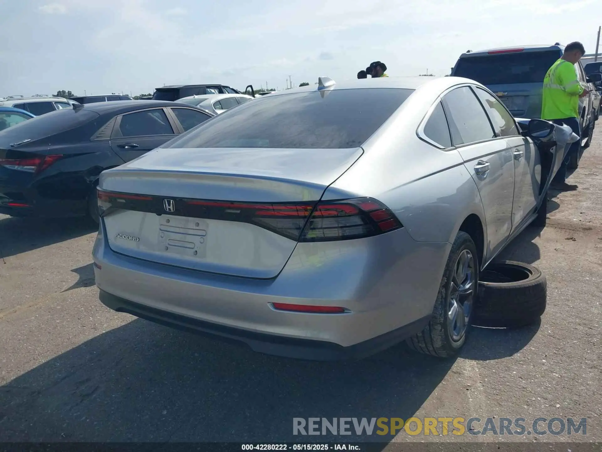 4 fotografías del automóvil dañado 1HGCY1F33RA044984 HONDA ACCORD 2024