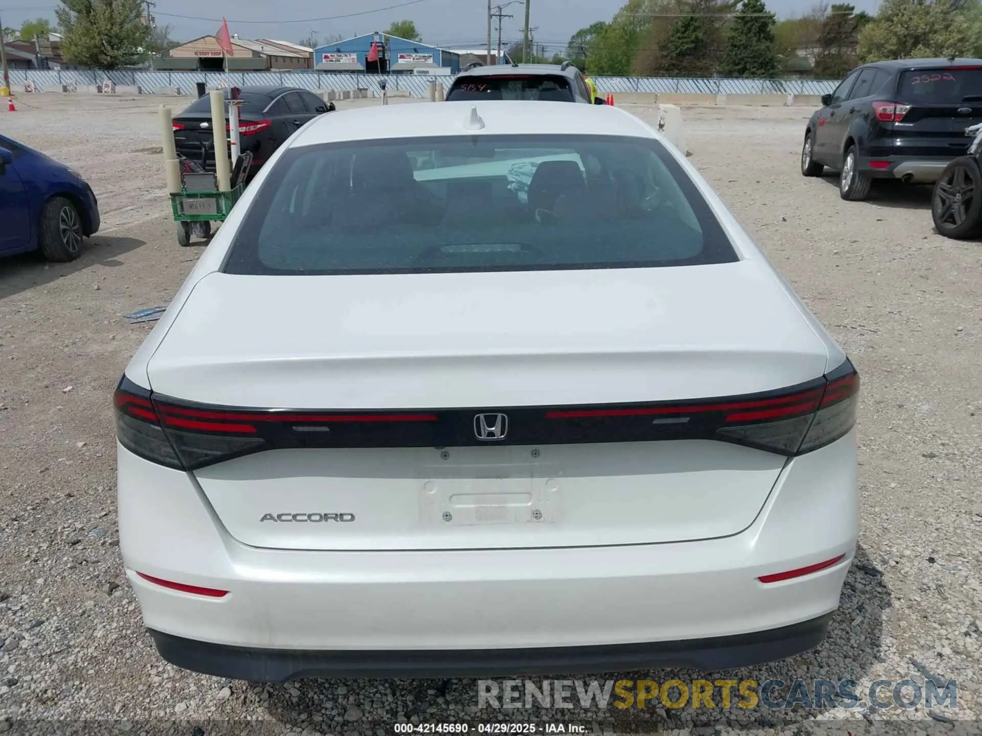 16 fotografías del automóvil dañado 1HGCY1F33RA058528 HONDA ACCORD 2024