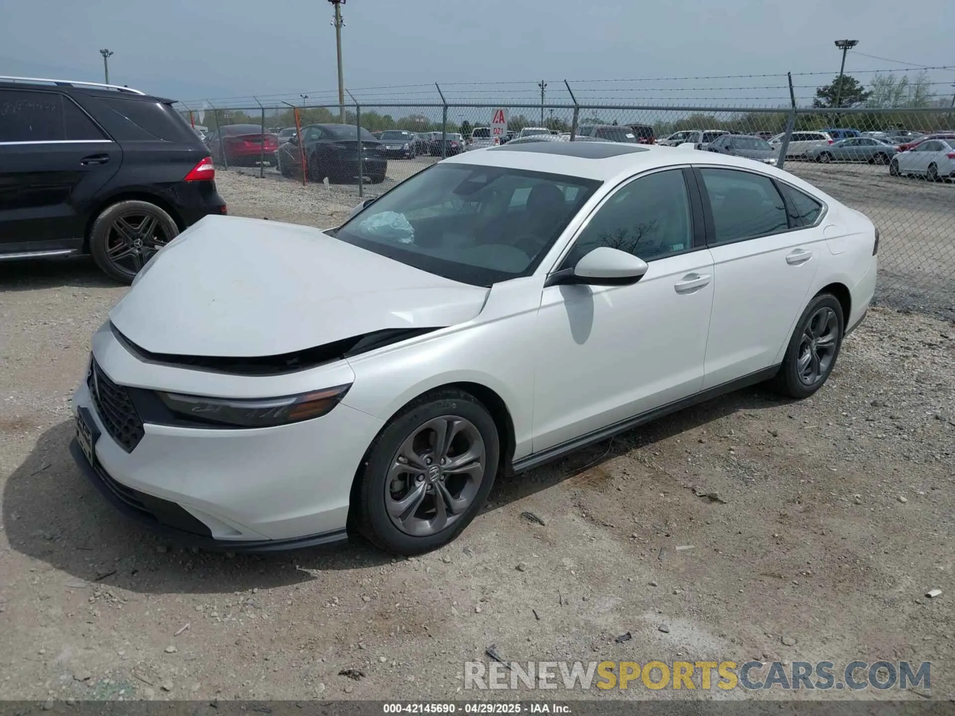 2 fotografías del automóvil dañado 1HGCY1F33RA058528 HONDA ACCORD 2024