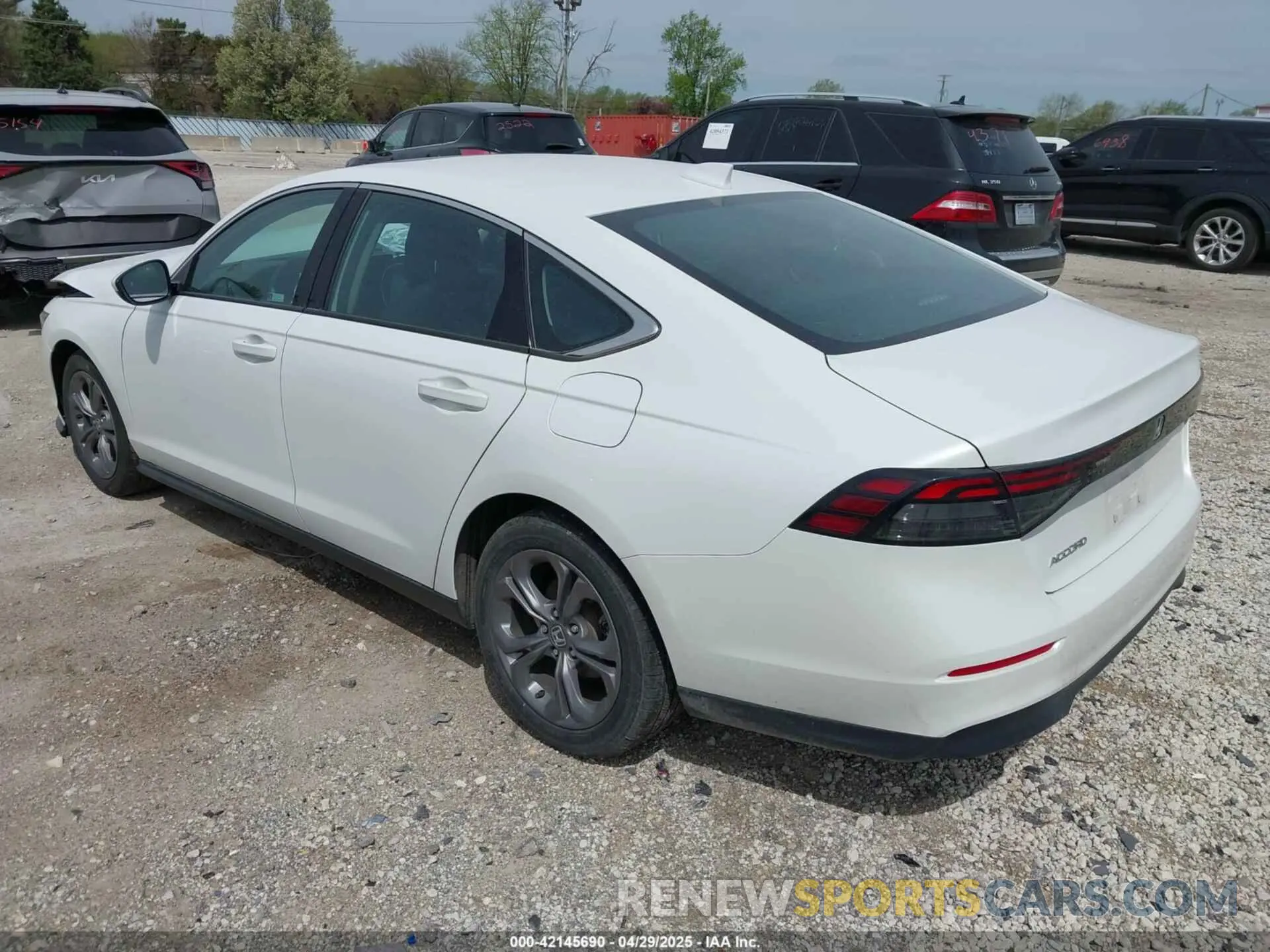 3 fotografías del automóvil dañado 1HGCY1F33RA058528 HONDA ACCORD 2024