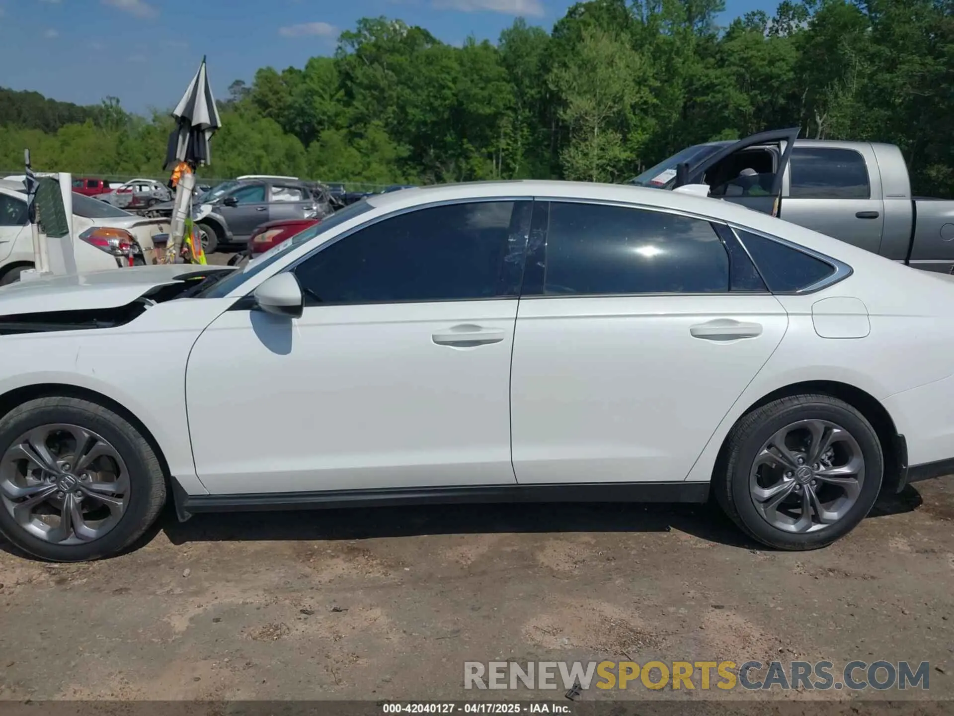 15 fotografías del automóvil dañado 1HGCY1F33RA071361 HONDA ACCORD 2024