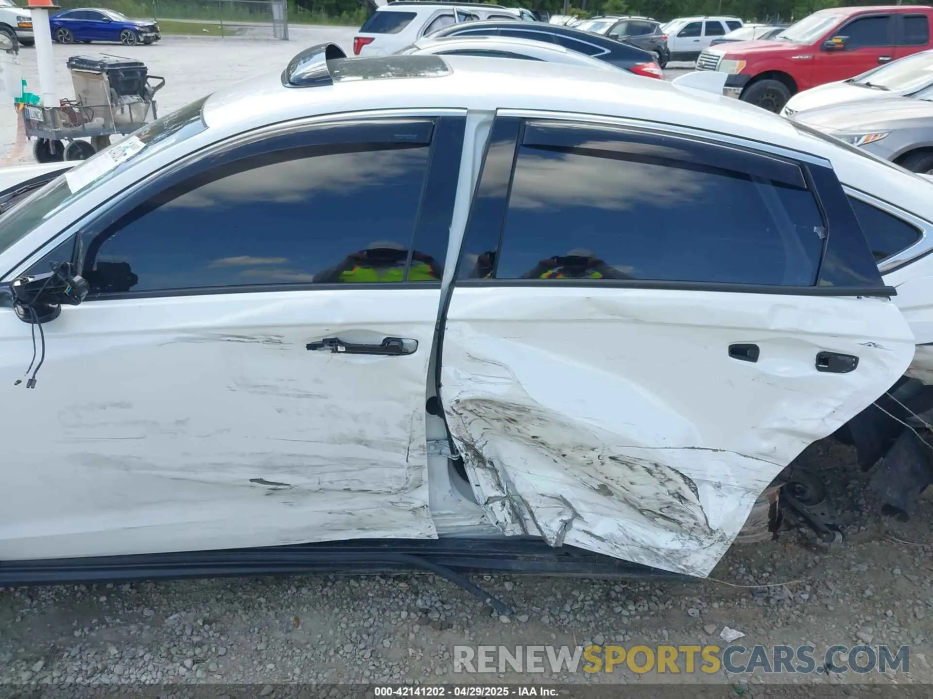 15 fotografías del automóvil dañado 1HGCY1F35RA002011 HONDA ACCORD 2024