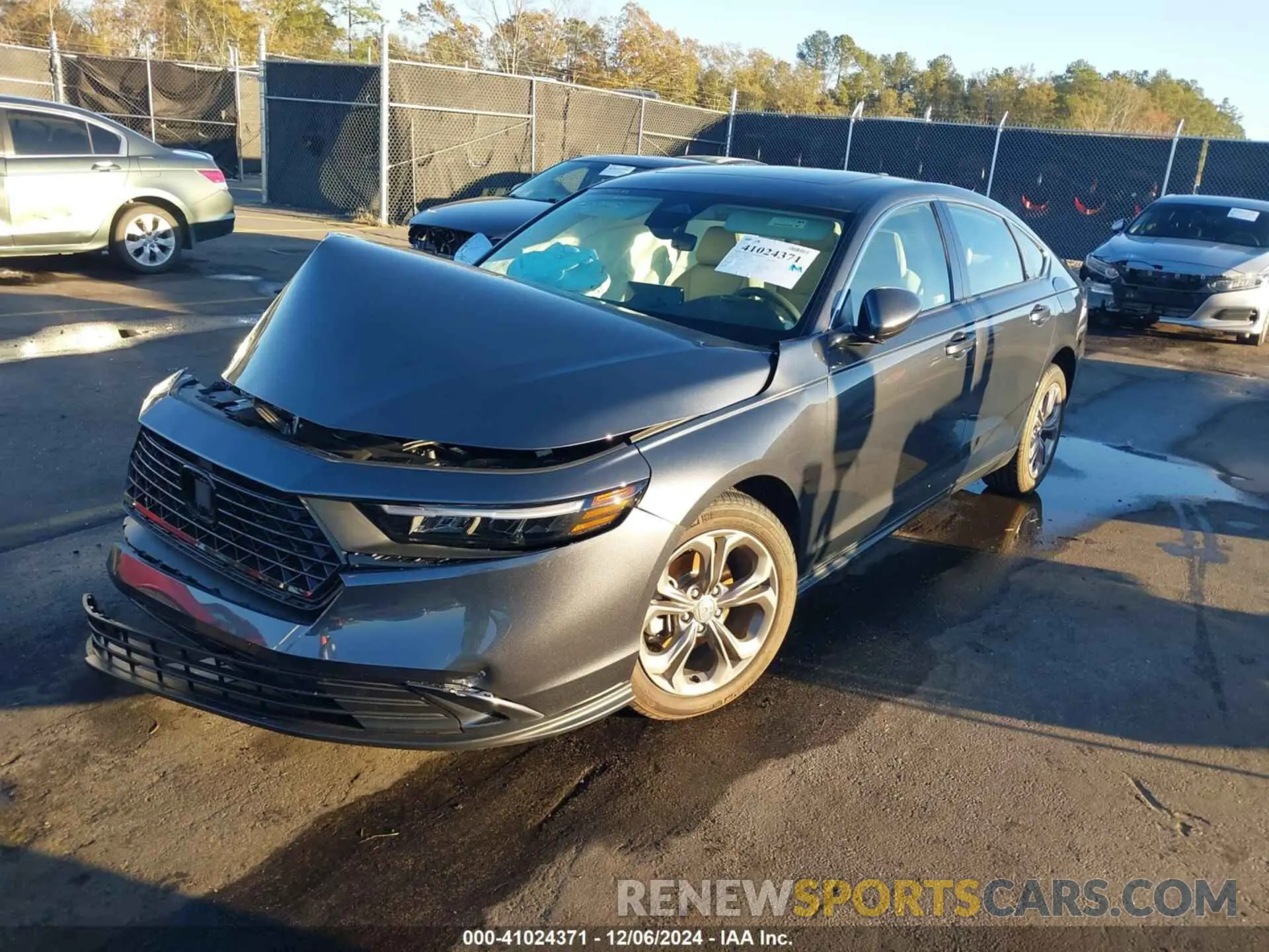 2 fotografías del automóvil dañado 1HGCY1F35RA061561 HONDA ACCORD 2024
