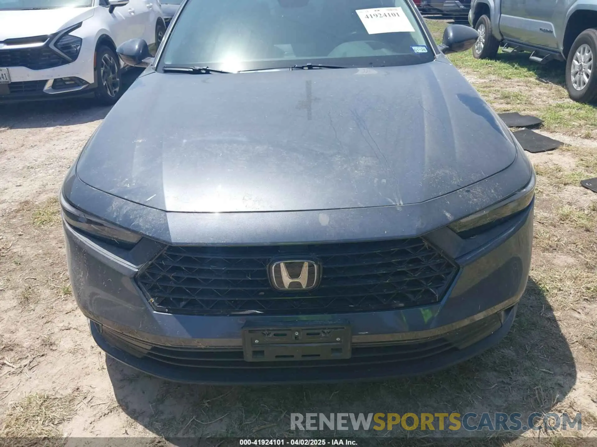 12 fotografías del automóvil dañado 1HGCY1F37RA034930 HONDA ACCORD 2024