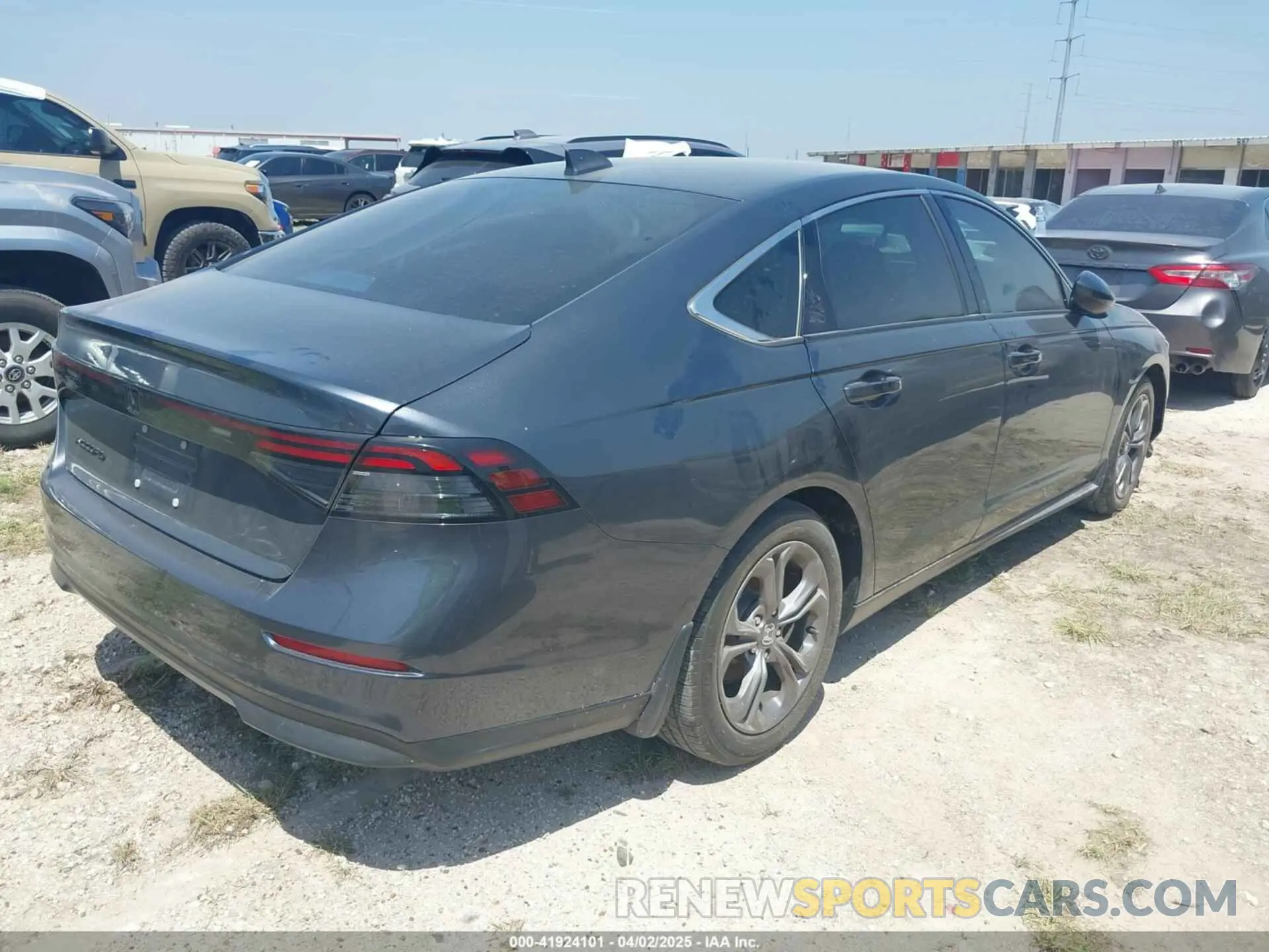 4 fotografías del automóvil dañado 1HGCY1F37RA034930 HONDA ACCORD 2024