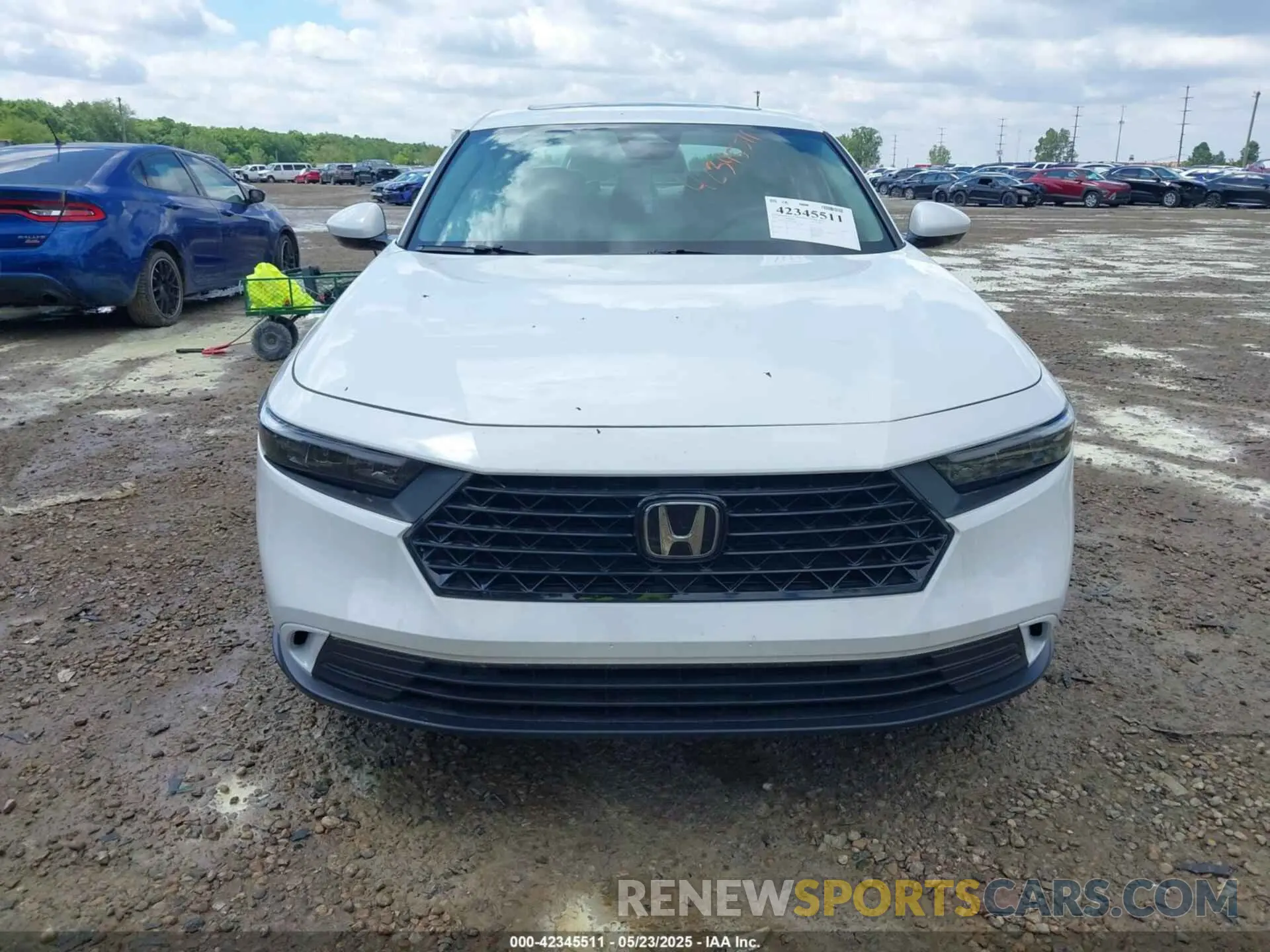12 fotografías del automóvil dañado 1HGCY1F37RA039707 HONDA ACCORD 2024