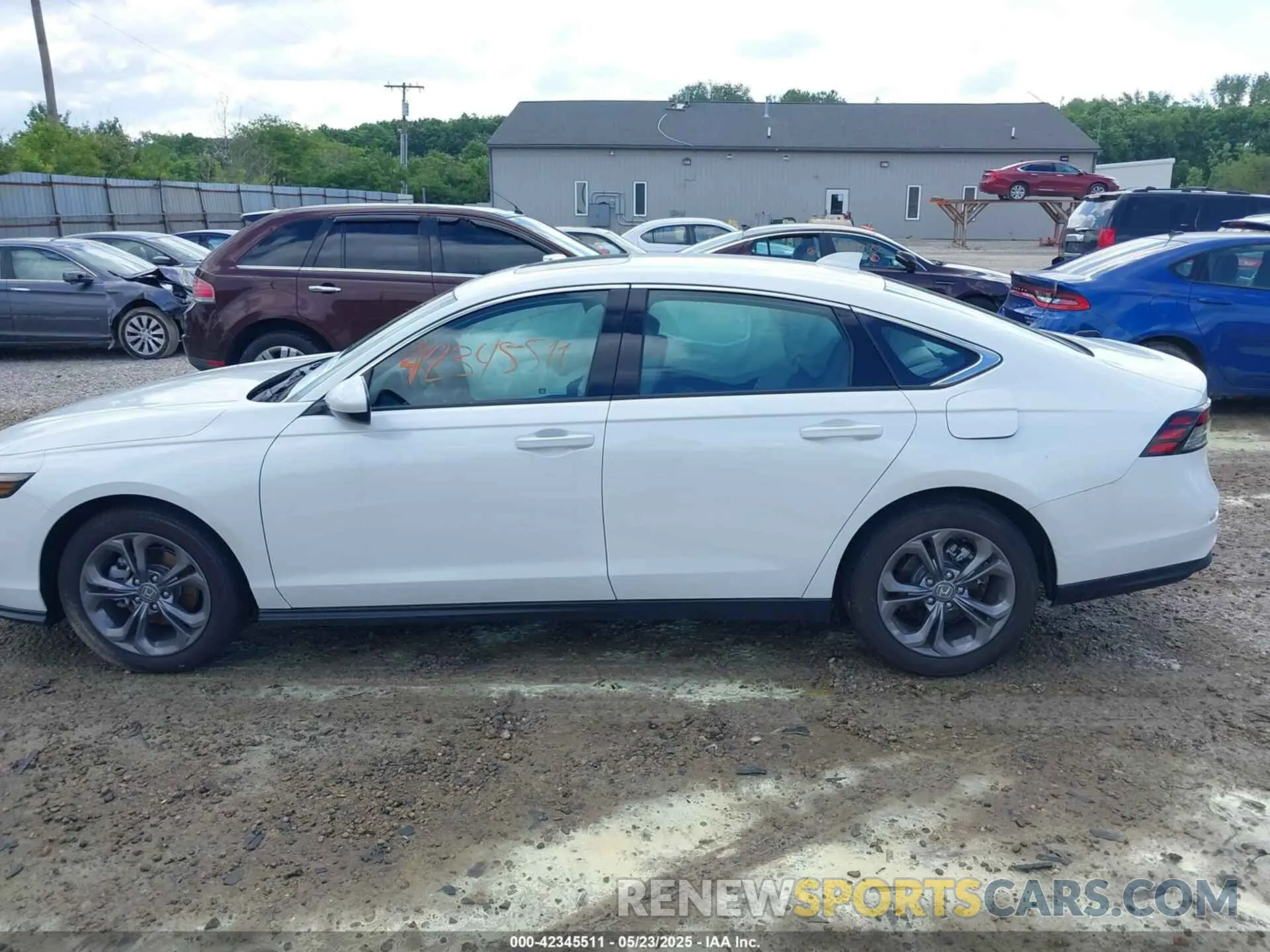 14 fotografías del automóvil dañado 1HGCY1F37RA039707 HONDA ACCORD 2024