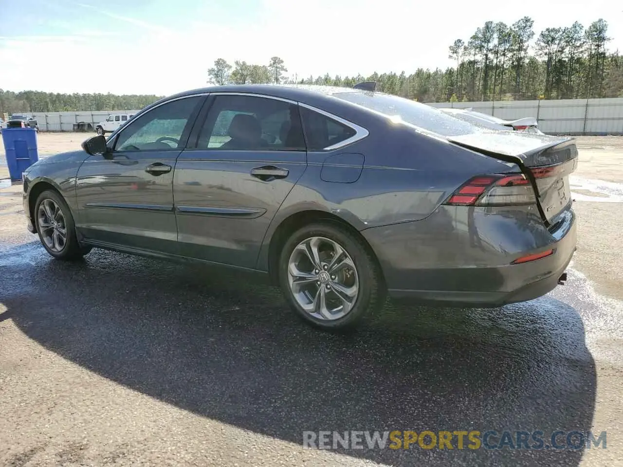 2 fotografías del automóvil dañado 1HGCY1F38RA000589 HONDA ACCORD 2024