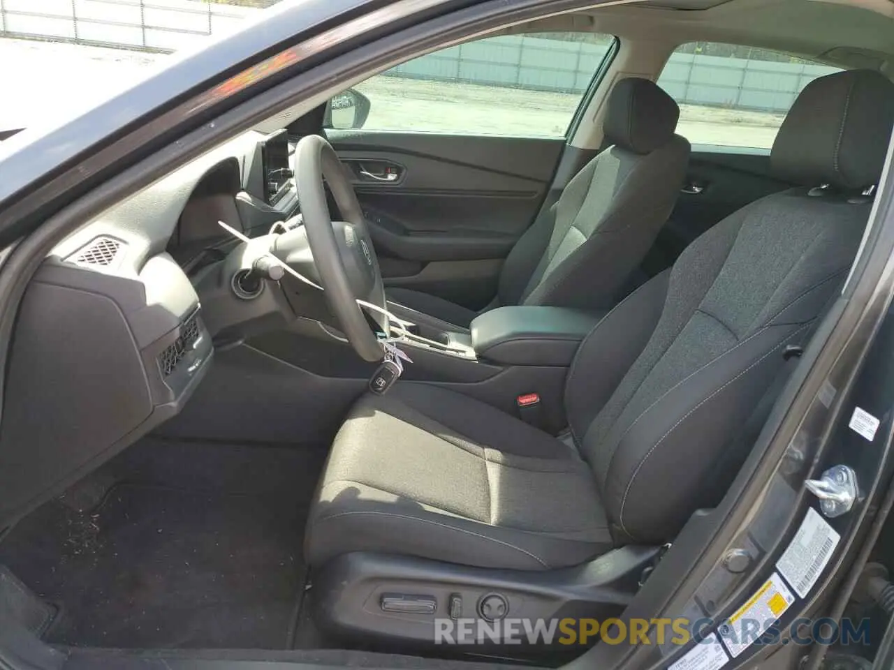 7 fotografías del automóvil dañado 1HGCY1F38RA000589 HONDA ACCORD 2024