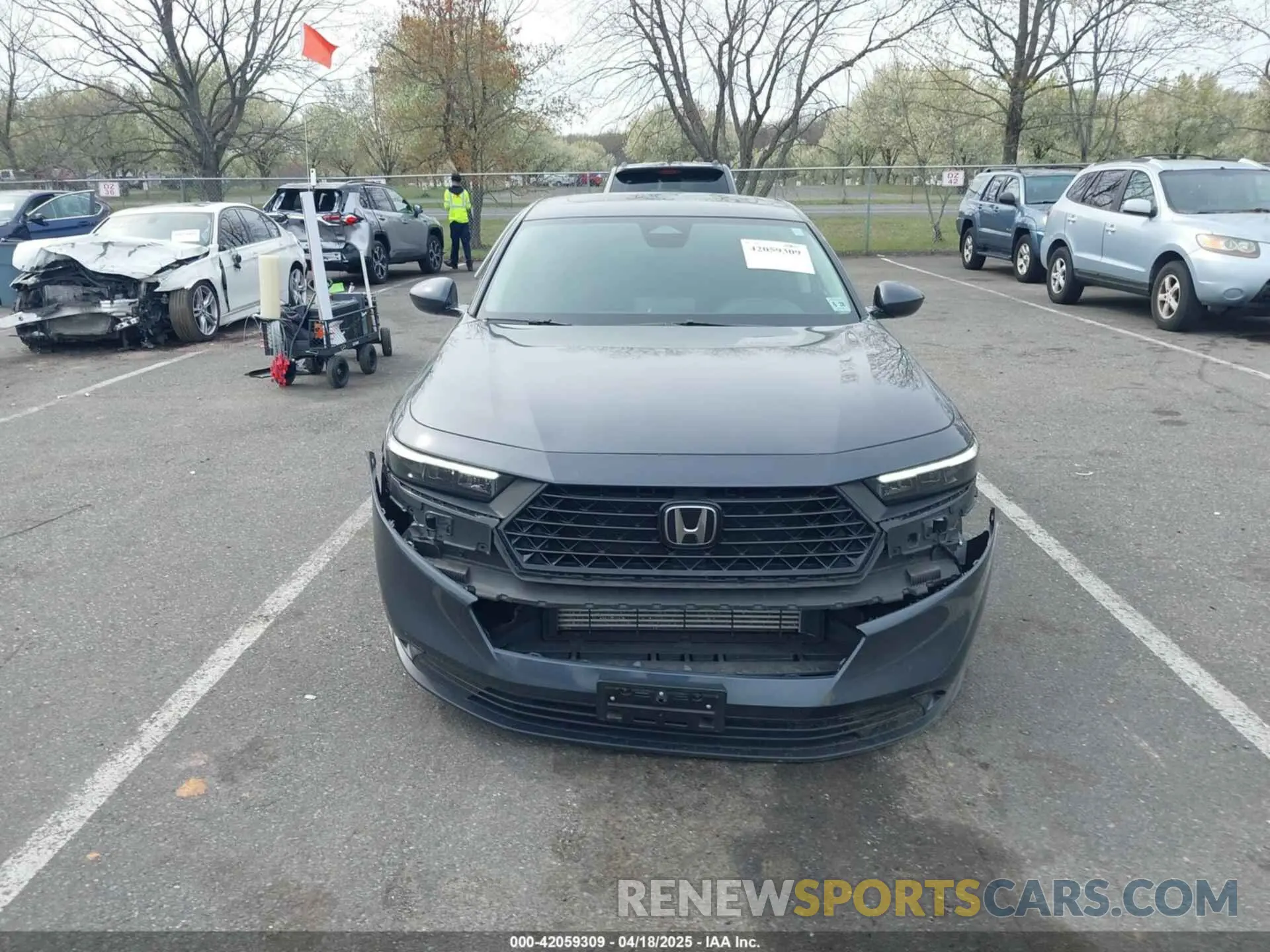 12 fotografías del automóvil dañado 1HGCY1F38RA001693 HONDA ACCORD 2024