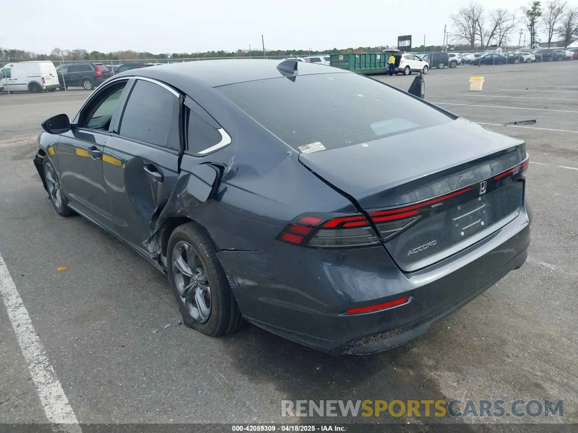 3 fotografías del automóvil dañado 1HGCY1F38RA001693 HONDA ACCORD 2024