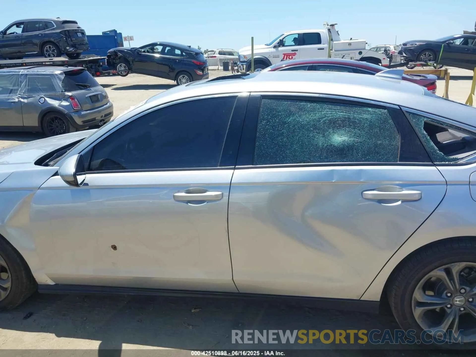 14 fotografías del automóvil dañado 1HGCY1F38RA055253 HONDA ACCORD 2024