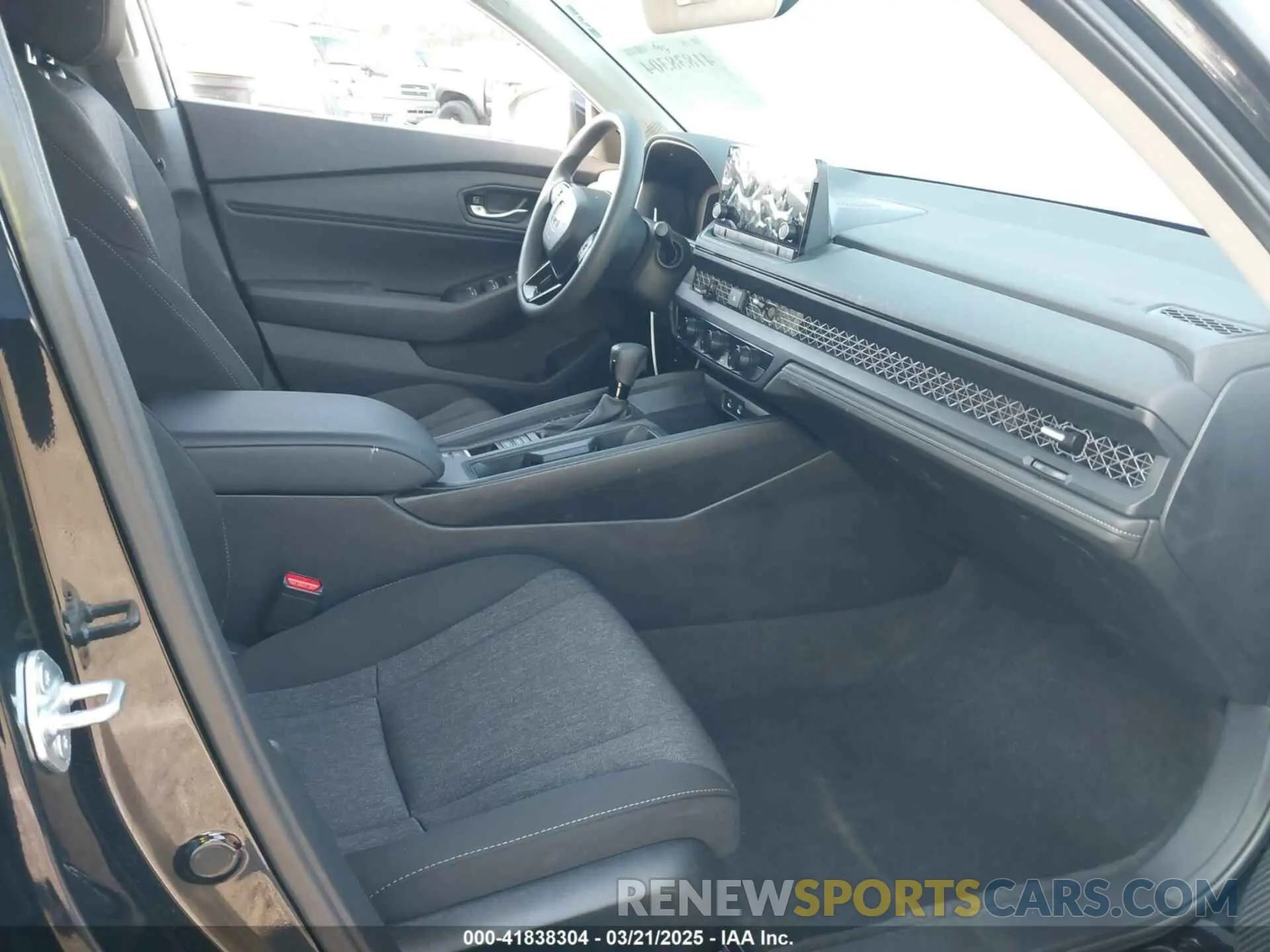 5 fotografías del automóvil dañado 1HGCY1F38RA062820 HONDA ACCORD 2024