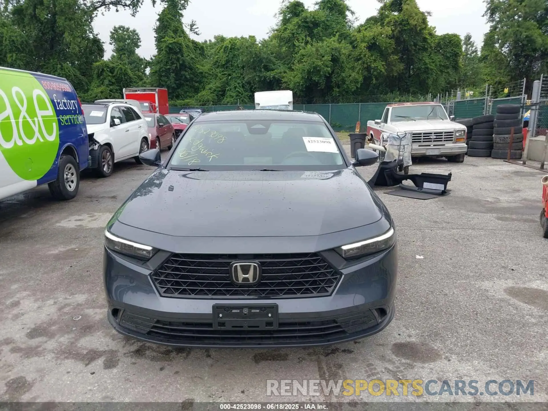 13 fotografías del automóvil dañado 1HGCY1F39RA076404 HONDA ACCORD 2024