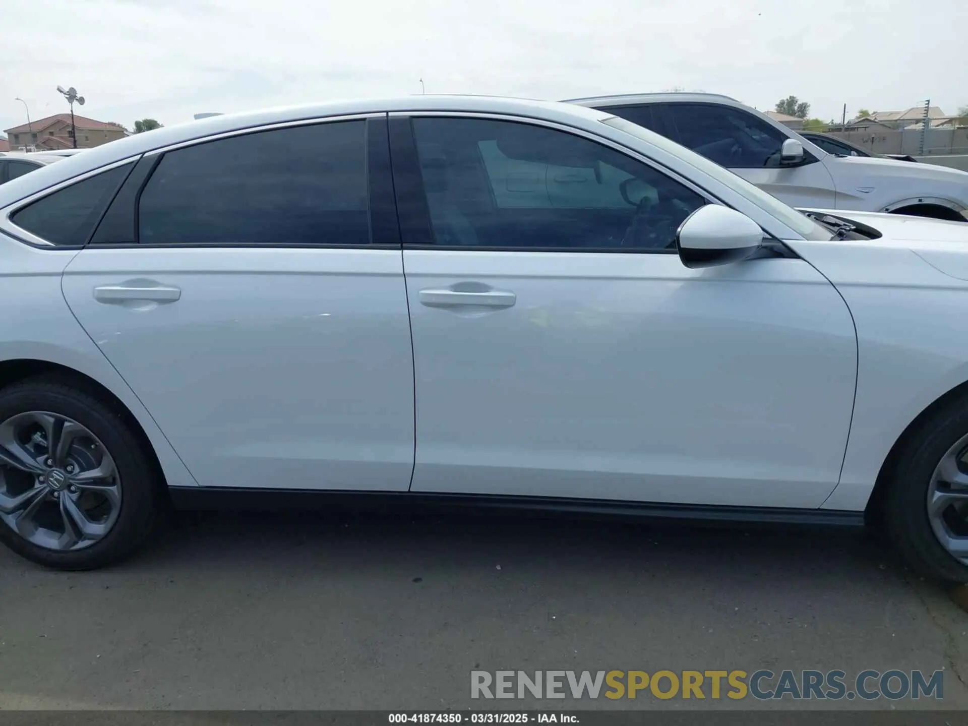 13 fotografías del automóvil dañado 1HGCY1F39RA084115 HONDA ACCORD 2024