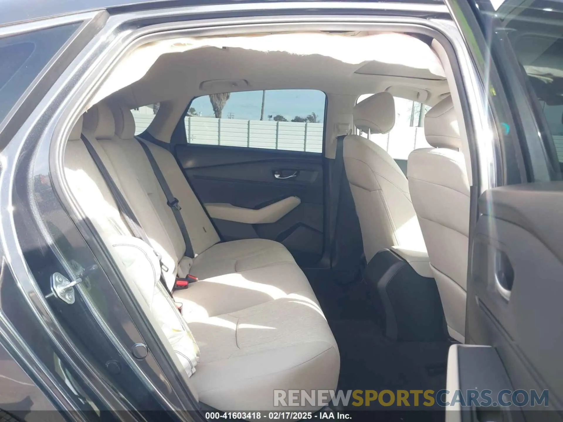 8 fotografías del automóvil dañado 1HGCY1F3XRA071034 HONDA ACCORD 2024