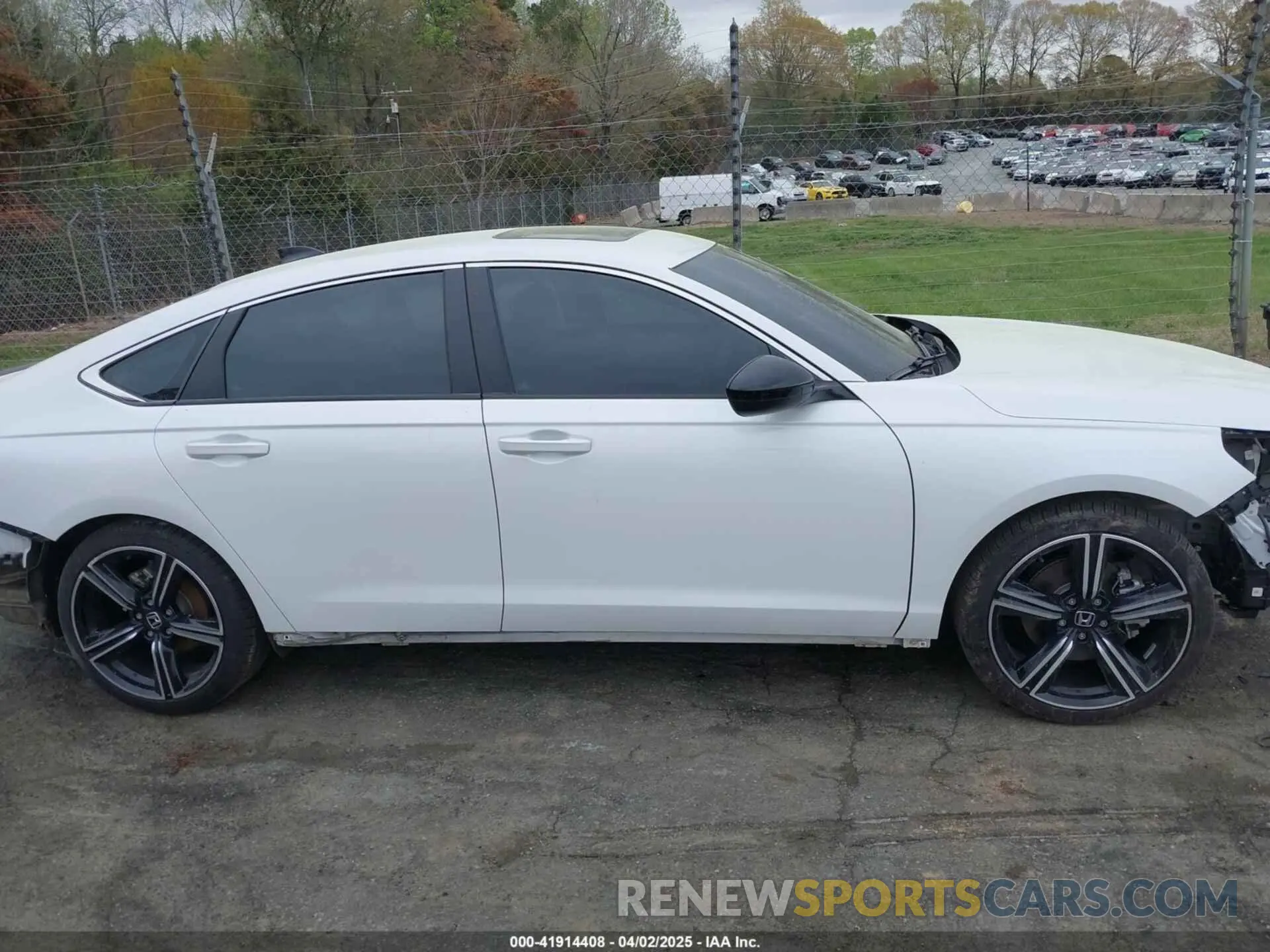 14 fotografías del automóvil dañado 1HGCY2F51RA021484 HONDA ACCORD 2024