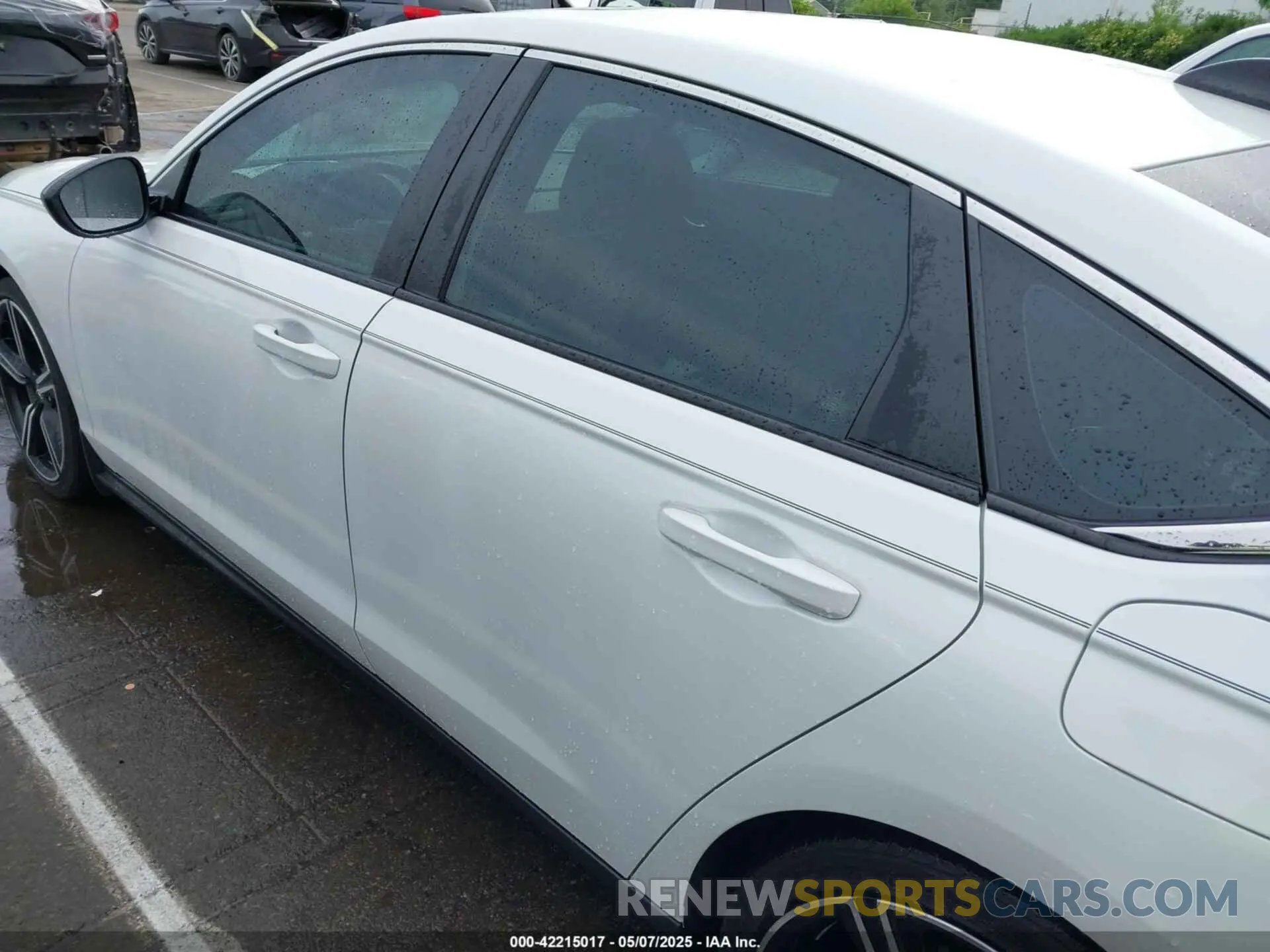 14 fotografías del automóvil dañado 1HGCY2F51RA029326 HONDA ACCORD 2024